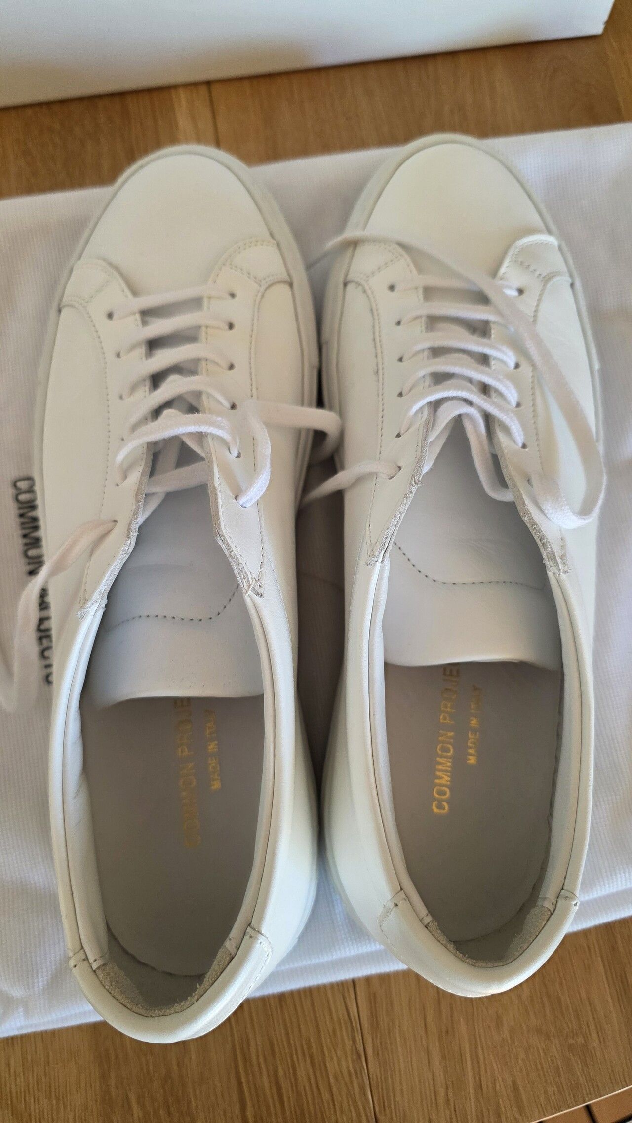 Common Projects Original Achilles low top sneaker (as new) Size US 9 / EU 42 - 8 Thumbnail