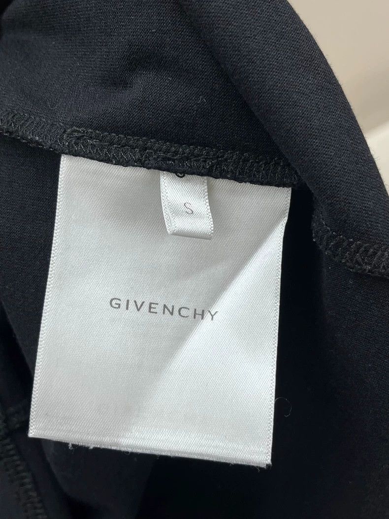 Givenchy Givenchy Black Short Sleeve Size US S / EU 44-46 / 1 - 4 Thumbnail