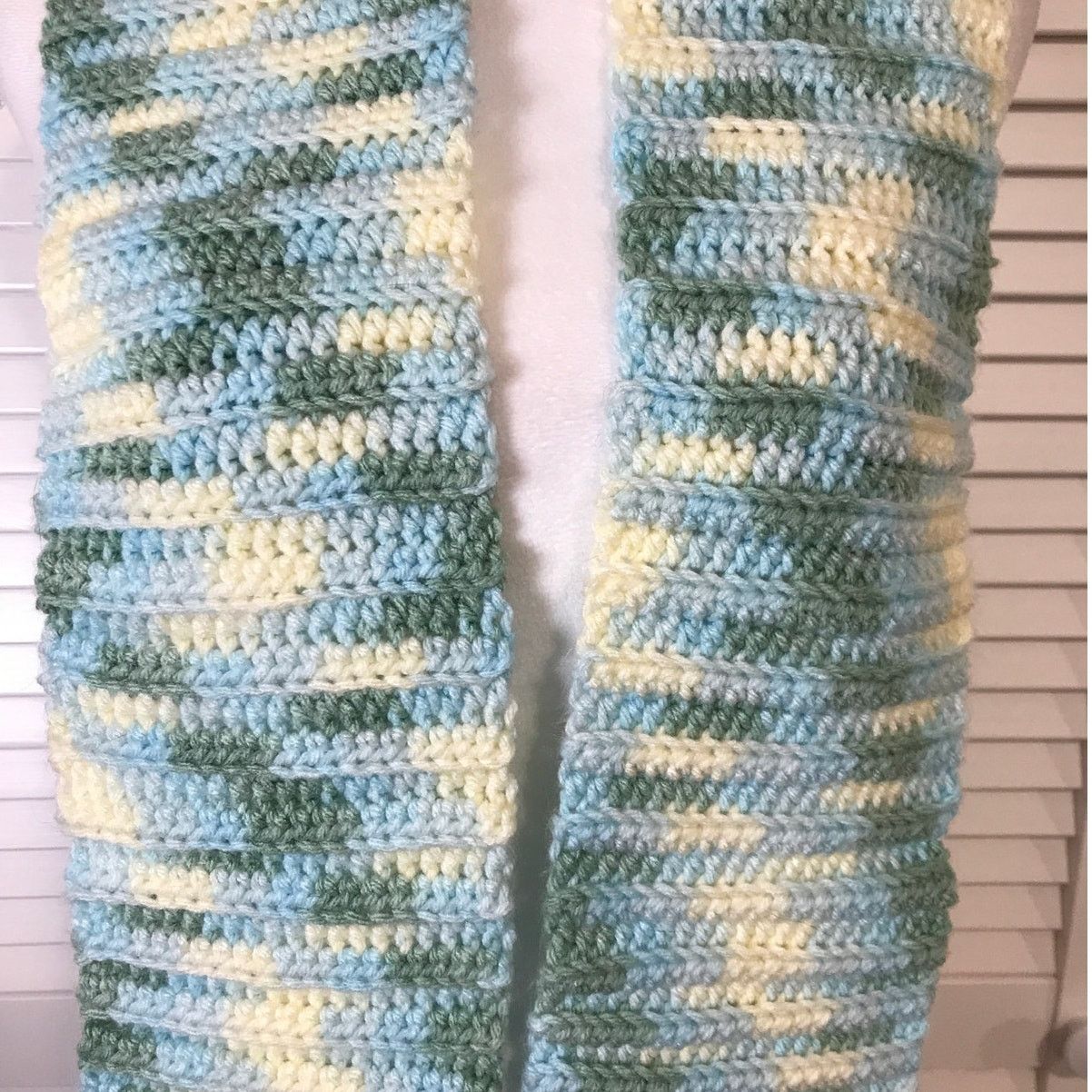 Handmade NWT Handmade Crocheted Blue Cream Green Beanie & Scarf 46” Size ONE SIZE - 4 Thumbnail