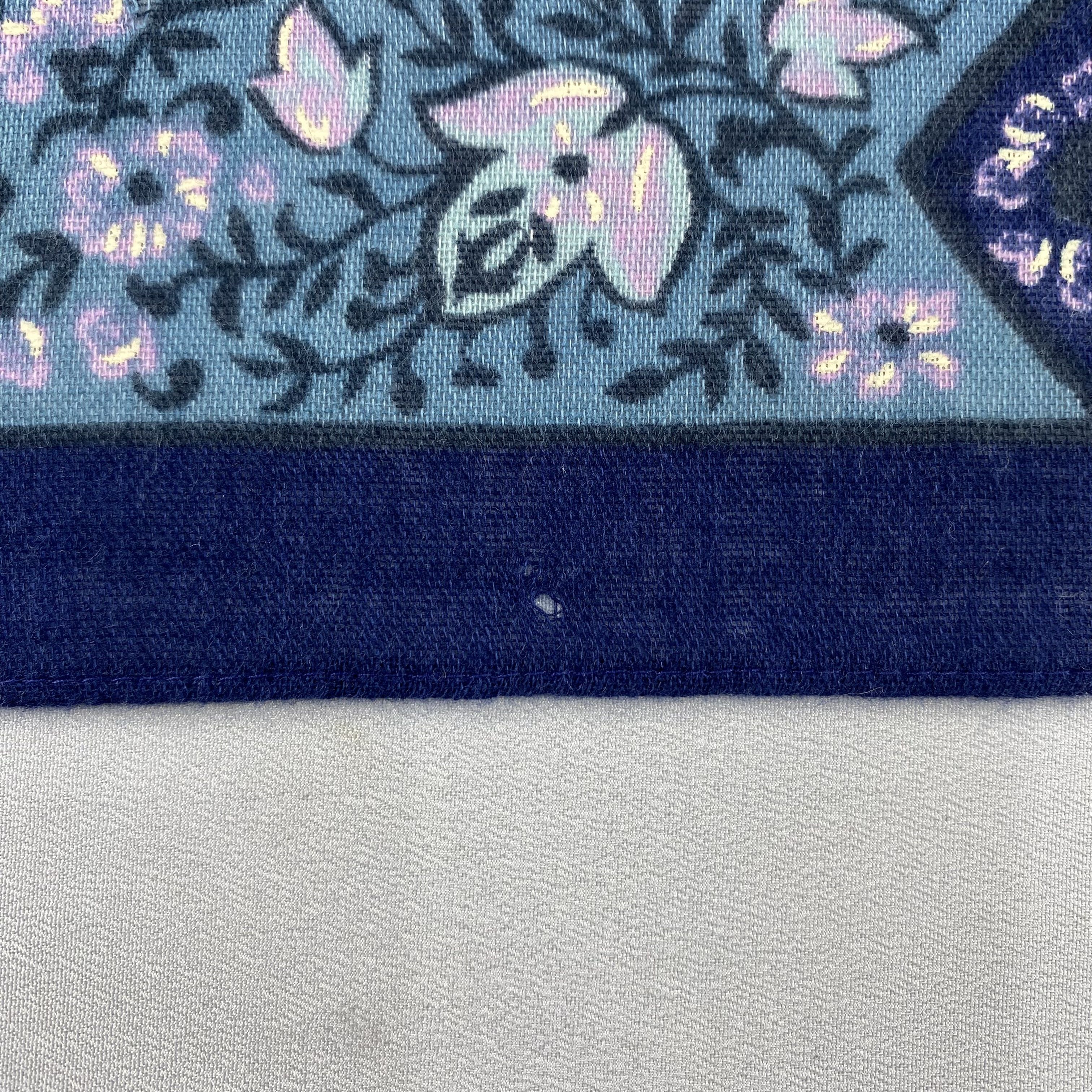 Guess Guess Paisley Handkerchief / Bandana / Neckerchief C881 Size ONE SIZE - 7 Thumbnail