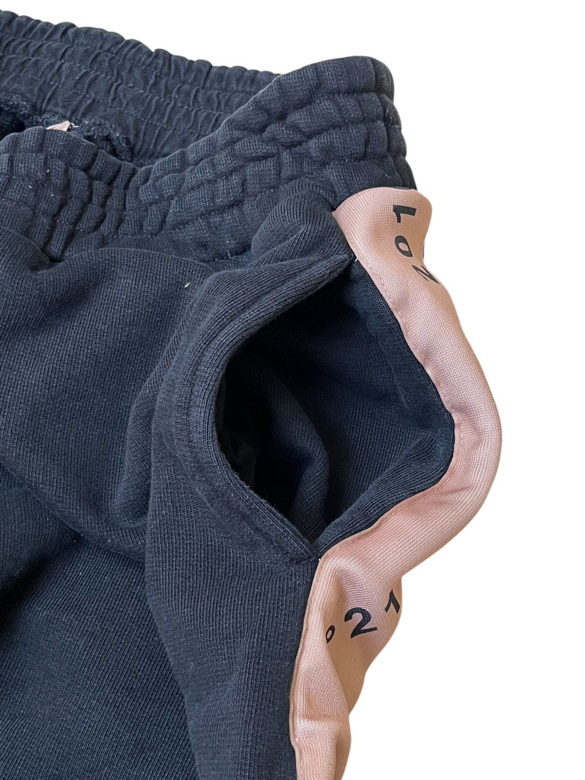 Alessandro Dell'acqua N.21 by alessandro dellacqua jogger pants Size US 30 / EU 46 - 10 Thumbnail