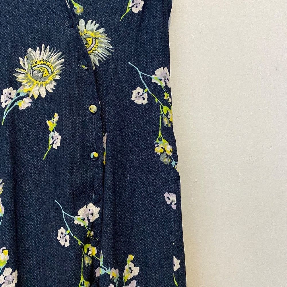 Free People Free People Blue Lost In You Cottage Floral Midi Dress Size XS / US 0-2 / IT 36-38 - 5 Thumbnail