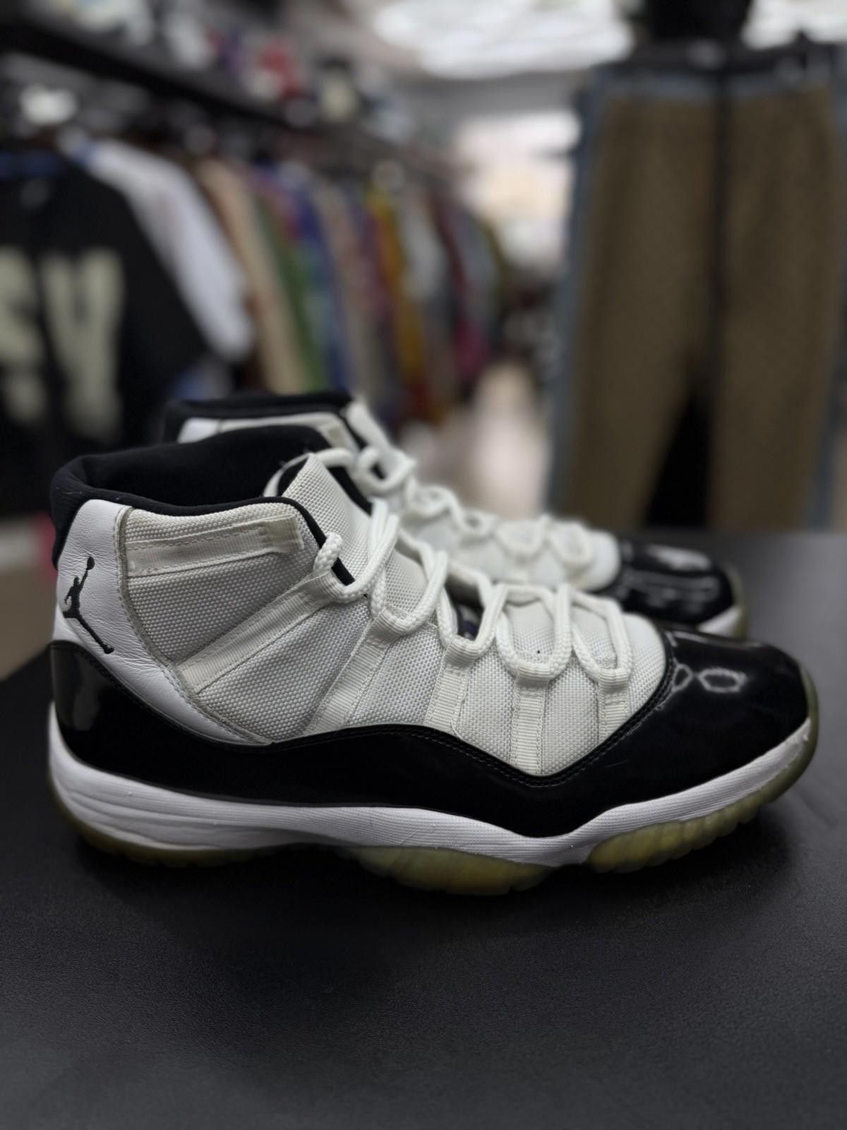 Jordan Brand Size 13 - Air Jordan 11 Retro High Concord (378037-100) Size US 13 / EU 46 - 1 Thumbnail