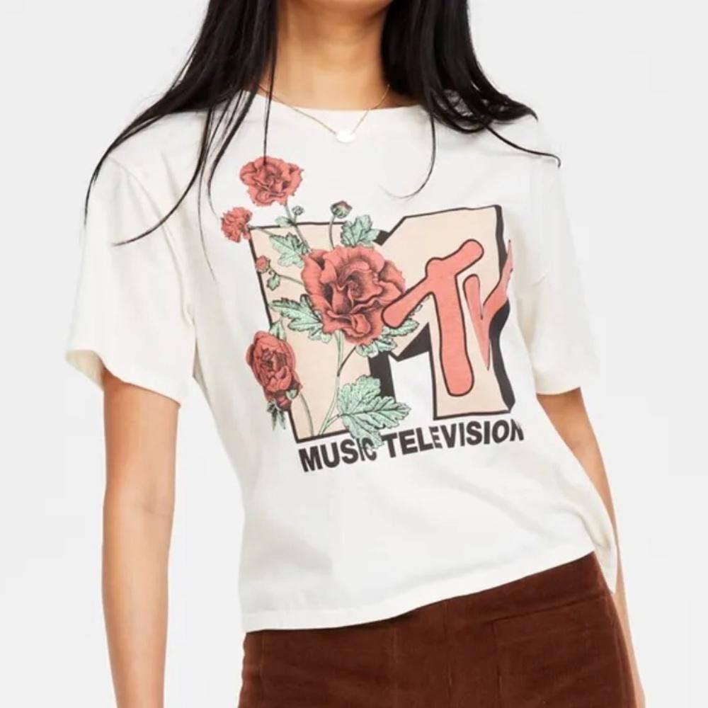 Mtv MTV l Graphic Boho Band Tee XS Size XS / US 0-2 / IT 36-38 - 1 Thumbnail