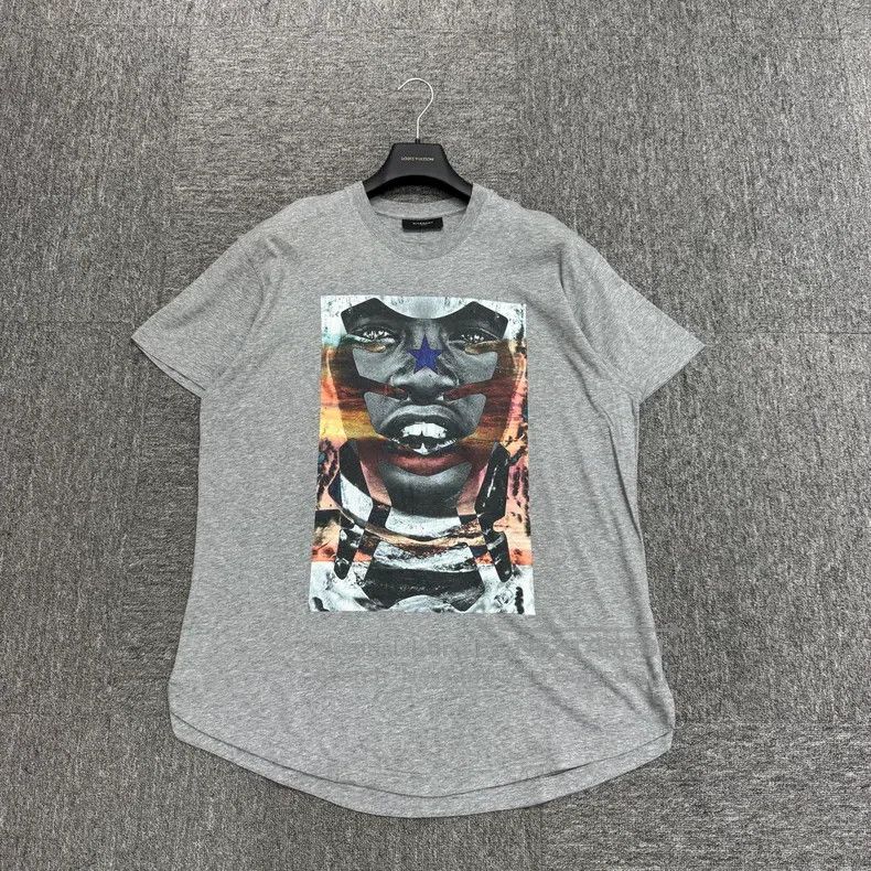 Givenchy Givenchy Portrait Printed Short Sleeve Size: XX Size US XXS / EU 40 - 1 Thumbnail