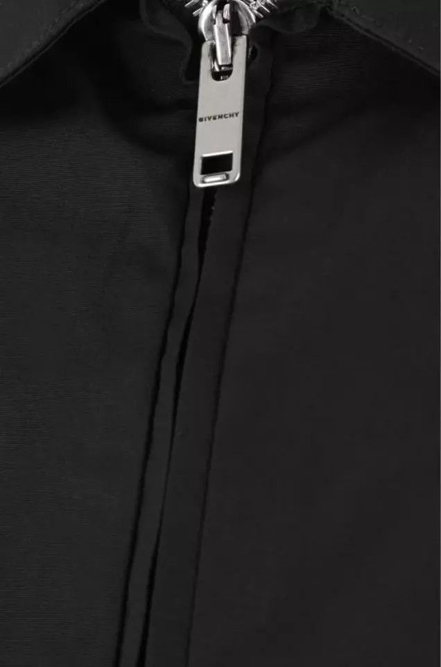 Givenchy o1w1db10325 Boxy Fit Ls Zip Print Shirt in Black Size US XXL / EU 58 / 5 - 4 Thumbnail