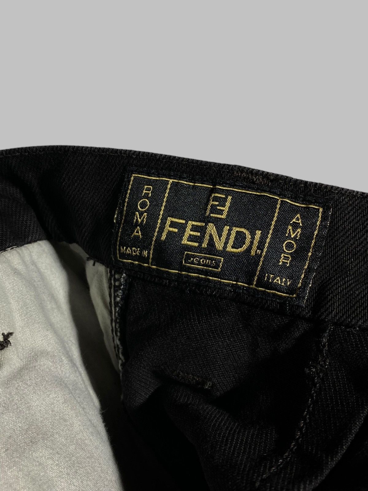 Fendi Vintage 90s Fendi Denim Skirt Monogram Pocket Detail Size 28" / US 6 / IT 42 - 18 Thumbnail