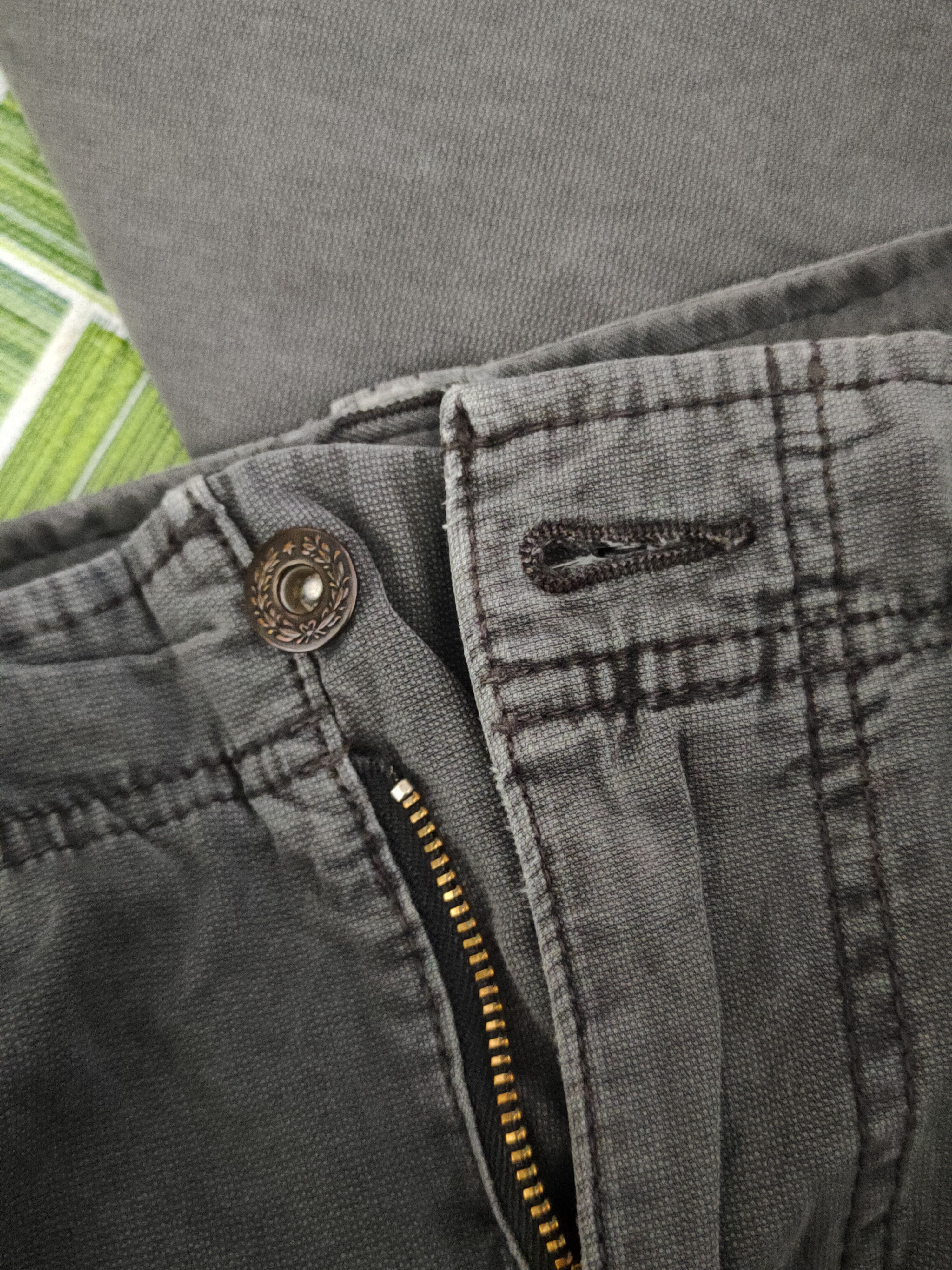 Japanese Brand Uniqlo Dark Gray Multipocket Tactical Cargo Pants #S2442 Size US 35 - 12 Thumbnail