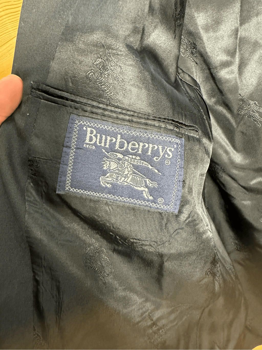 Designer Burberrys Vintage Men's Black 100% Wool Blazer Made in USA Size 38R - 10 Thumbnail