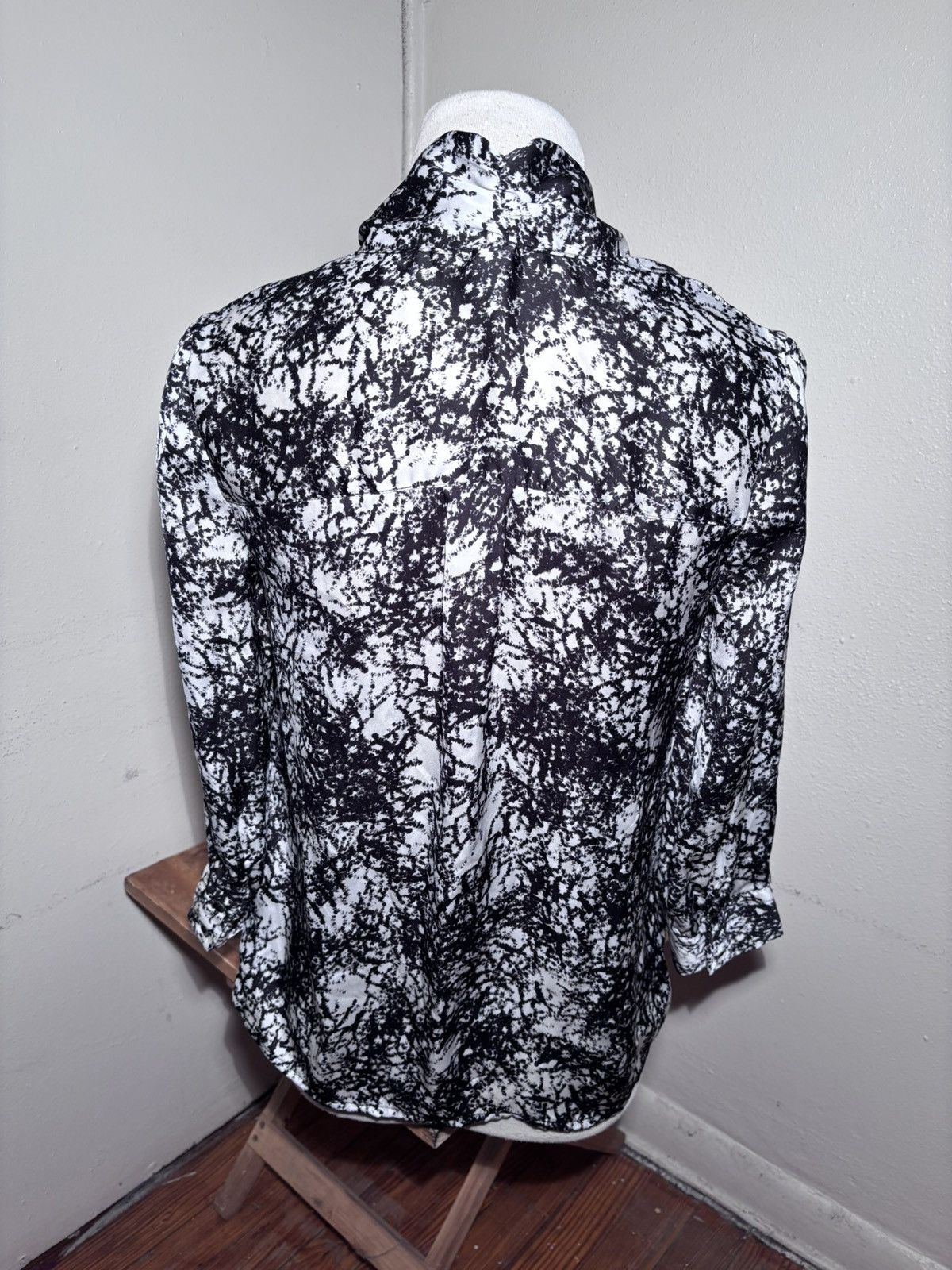 Other Kensie Black& White Bow Front Blouse Size S / US 4 / IT 40 - 5 Thumbnail