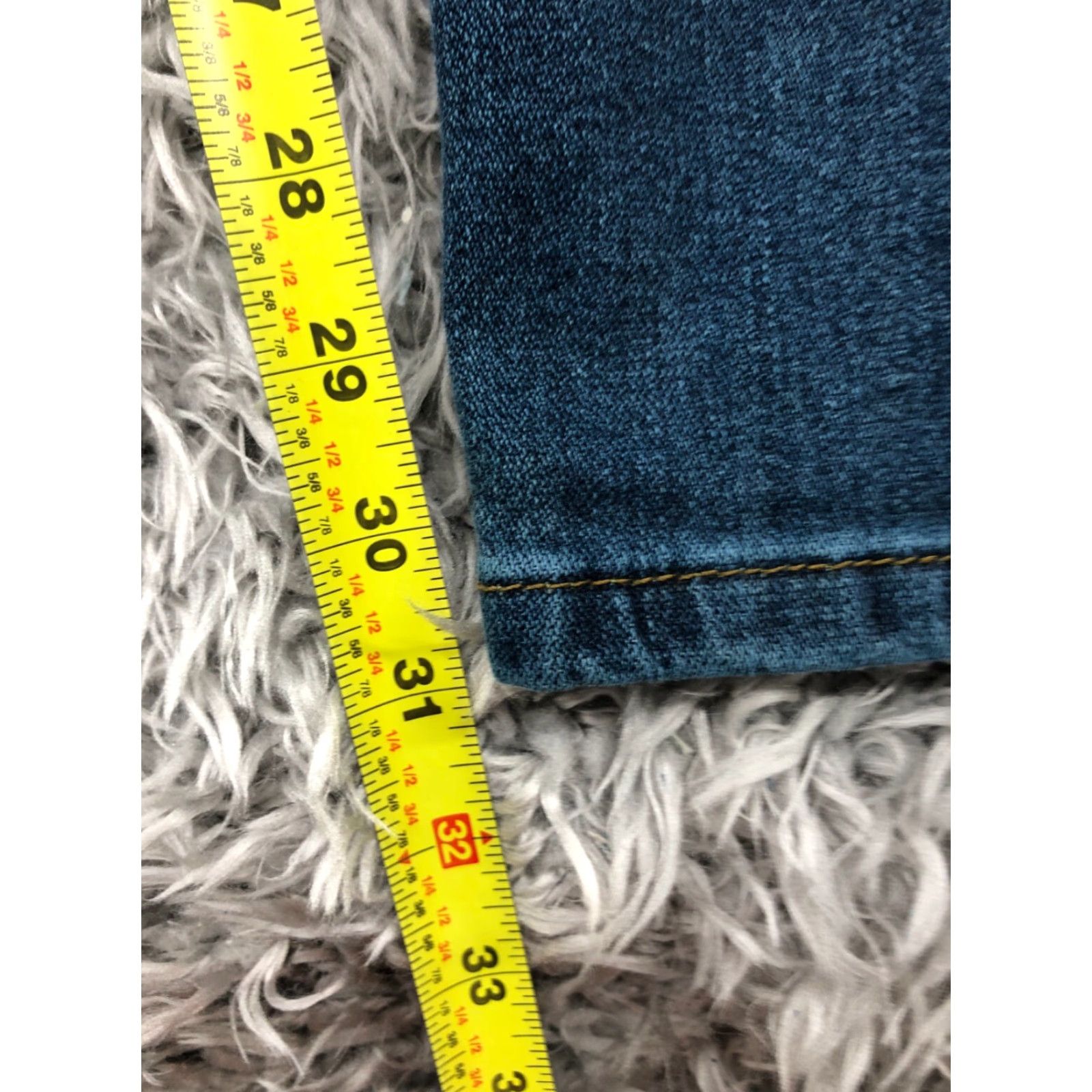 Wrangler Wrangler Slim Straight Jeans Size 38x32 Mens Mid Blue Wash Jeans Size US 38 / EU 54 - 3 Thumbnail
