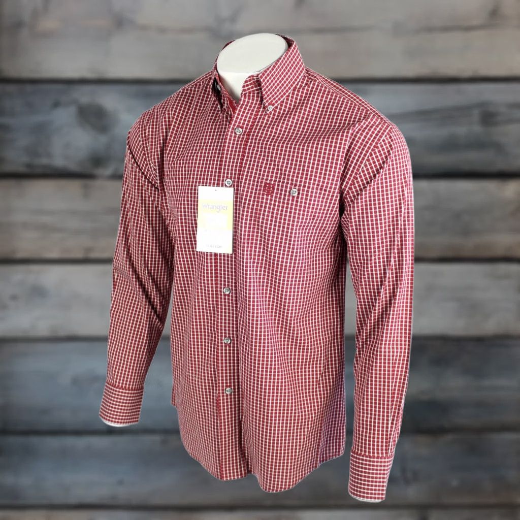 Wrangler Wrangler George Strait Check Long Sleeve Button-Down Shirt S Red Men's Brand Wrangler George Strait Check Long Sleeve Shirt S Red Size US S / EU 44-46 / 1 - 1 Thumbnail