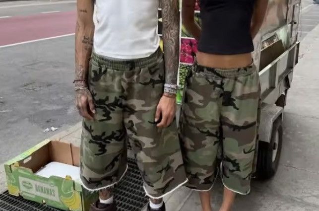 Japanese Brand Camo Shorts Camouflage Pattern Rough Edge Size US 33 - 3 Thumbnail