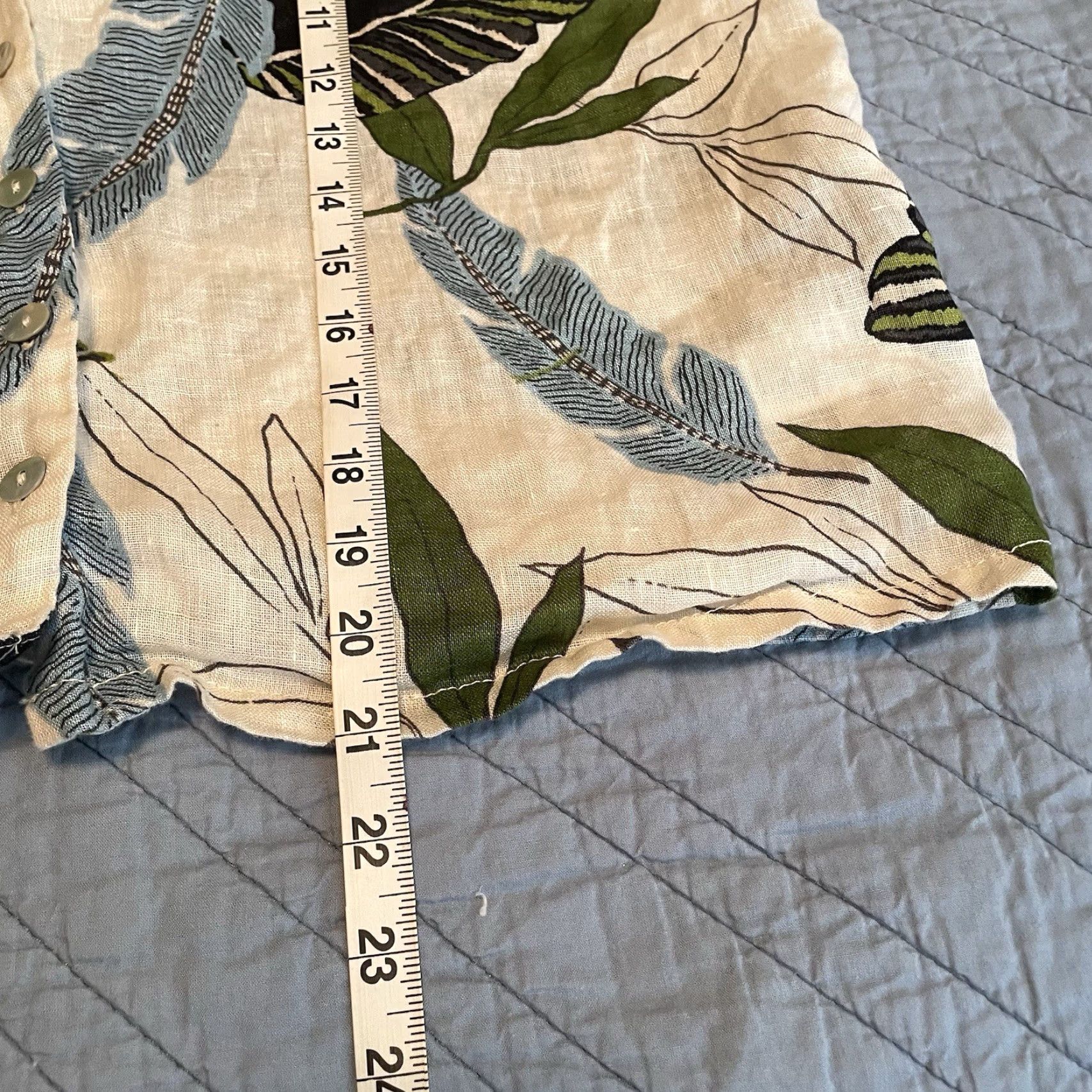 Vintage Tahari Top Women's L Linen Button Ivory Floral Coastal Casual tropical Hawaiian Palm Leaves 2020s Womens Size L / US 10 / IT 46 - 7 Thumbnail