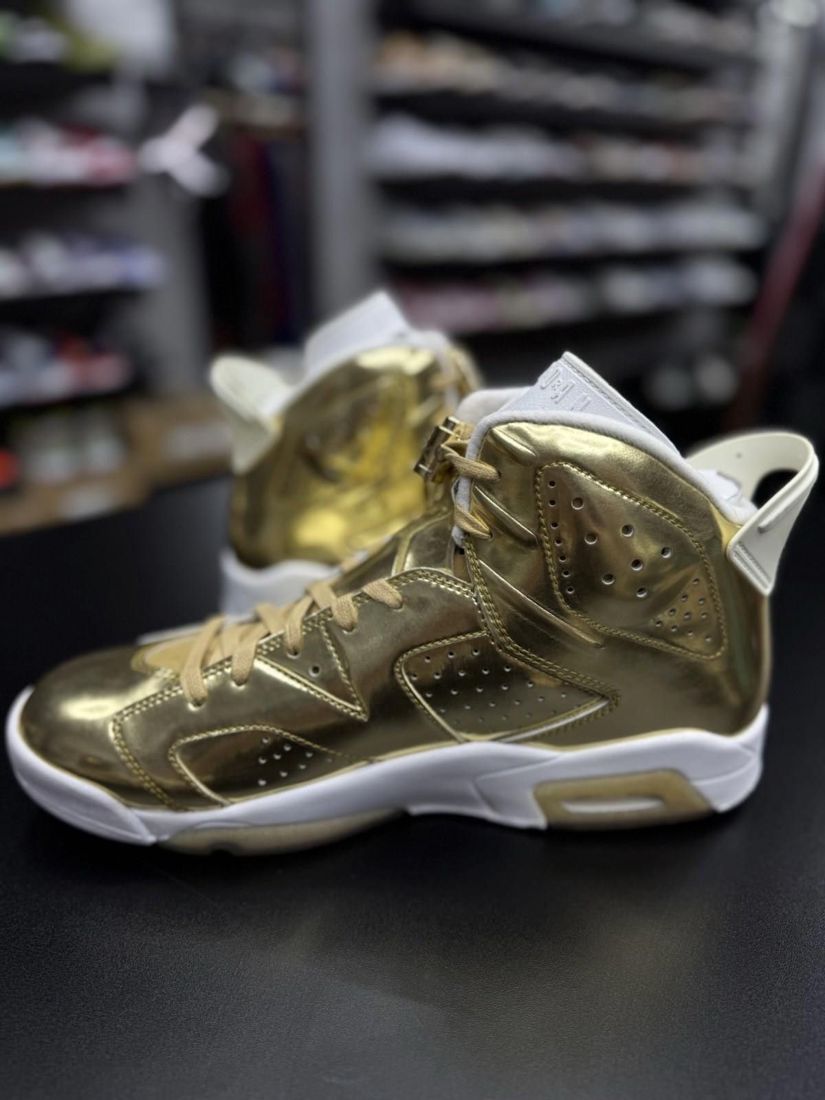 Jordan Brand Size 10 - Air Jordan 6 Retro Pinnacle (854271-730) Size US 10 / EU 43 - 8 Thumbnail