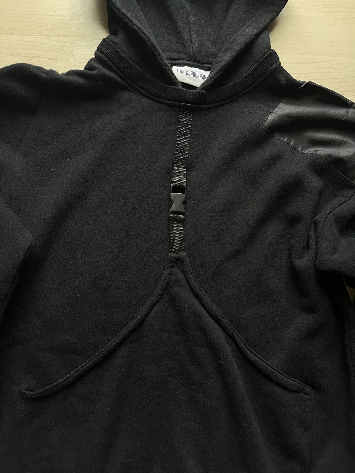 Han Kjobenhavn Han Kjøbenhavn patch hoodie nylon pocket zip satin utility Size US M / EU 48-50 / 2 - 5 Thumbnail