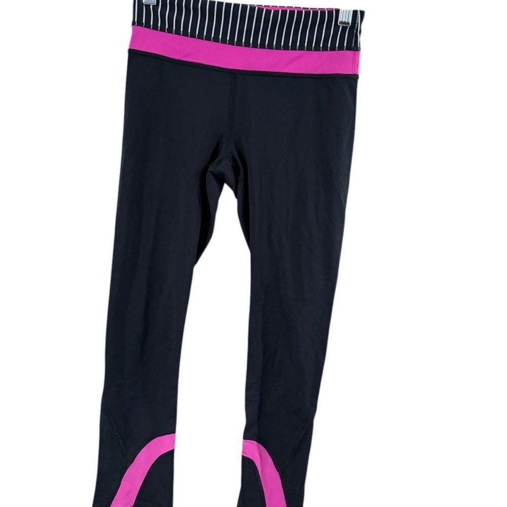 Lululemon Lululemon Black and Pink Leggings with Wide Waistband Size 26" / US 2 / IT 38 - 3 Thumbnail