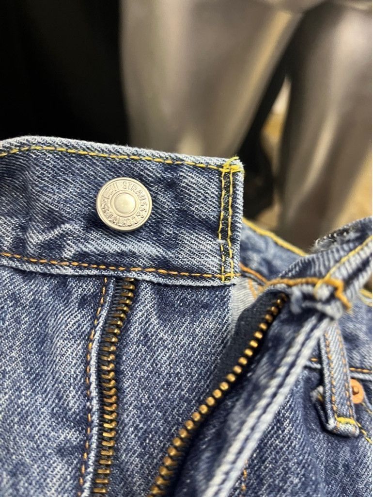 Levi's × Levi's Vintage Clothing Men's Levi's 550 Jeans Size W40 L30 Blue Denim Size US 40 / EU 56 - 7 Thumbnail