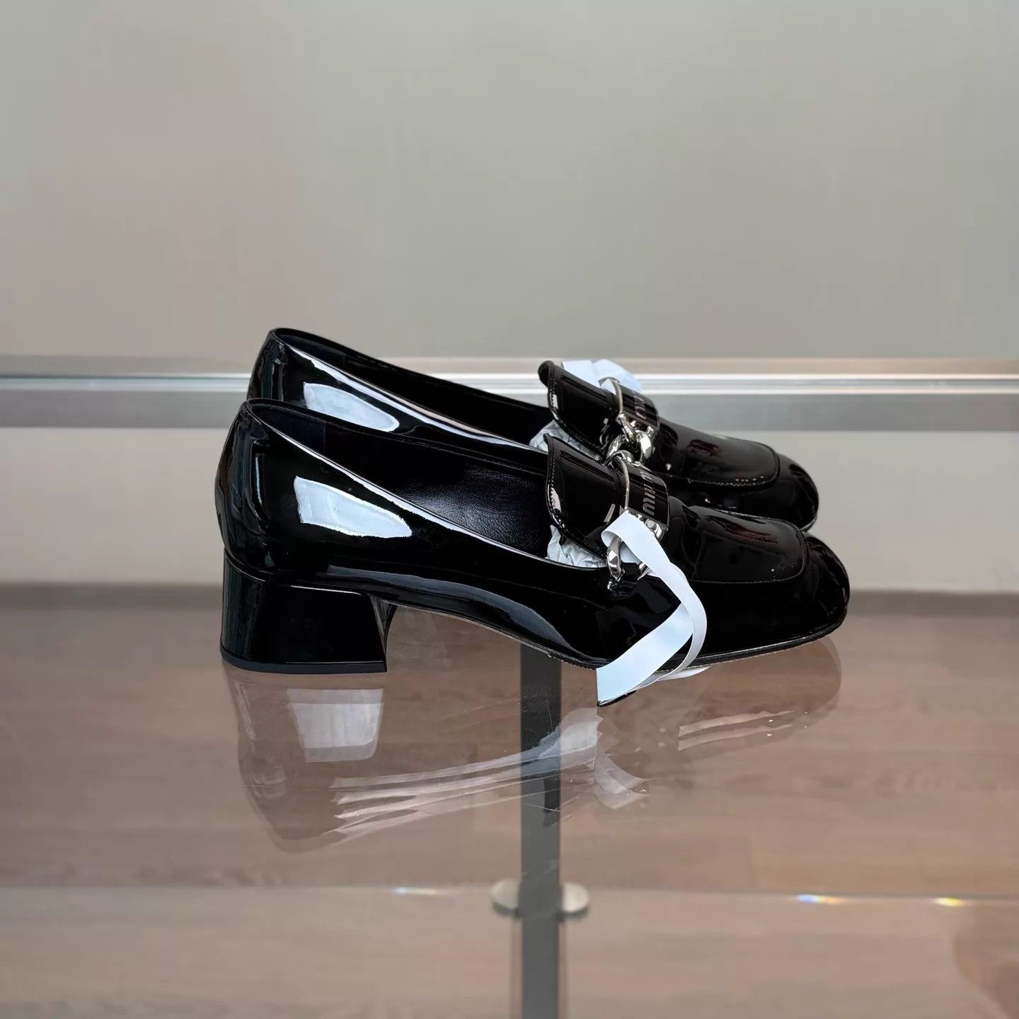 Miu Miu MIU MIU Black Patent Leather Mary Janes Size 38 Size US 7.5 / IT 37.5 - 3 Thumbnail