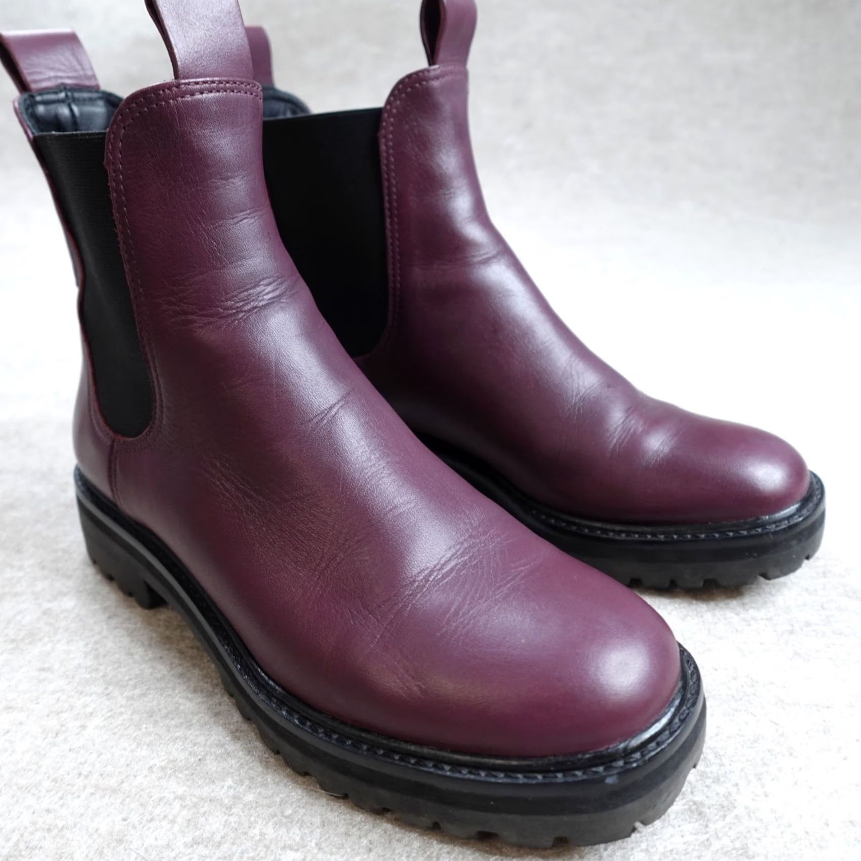 Everlane Everlane Boots Chelsea 8 Red Leather Chelsea Women's Boots Size US 8 / IT 38 - 3 Thumbnail