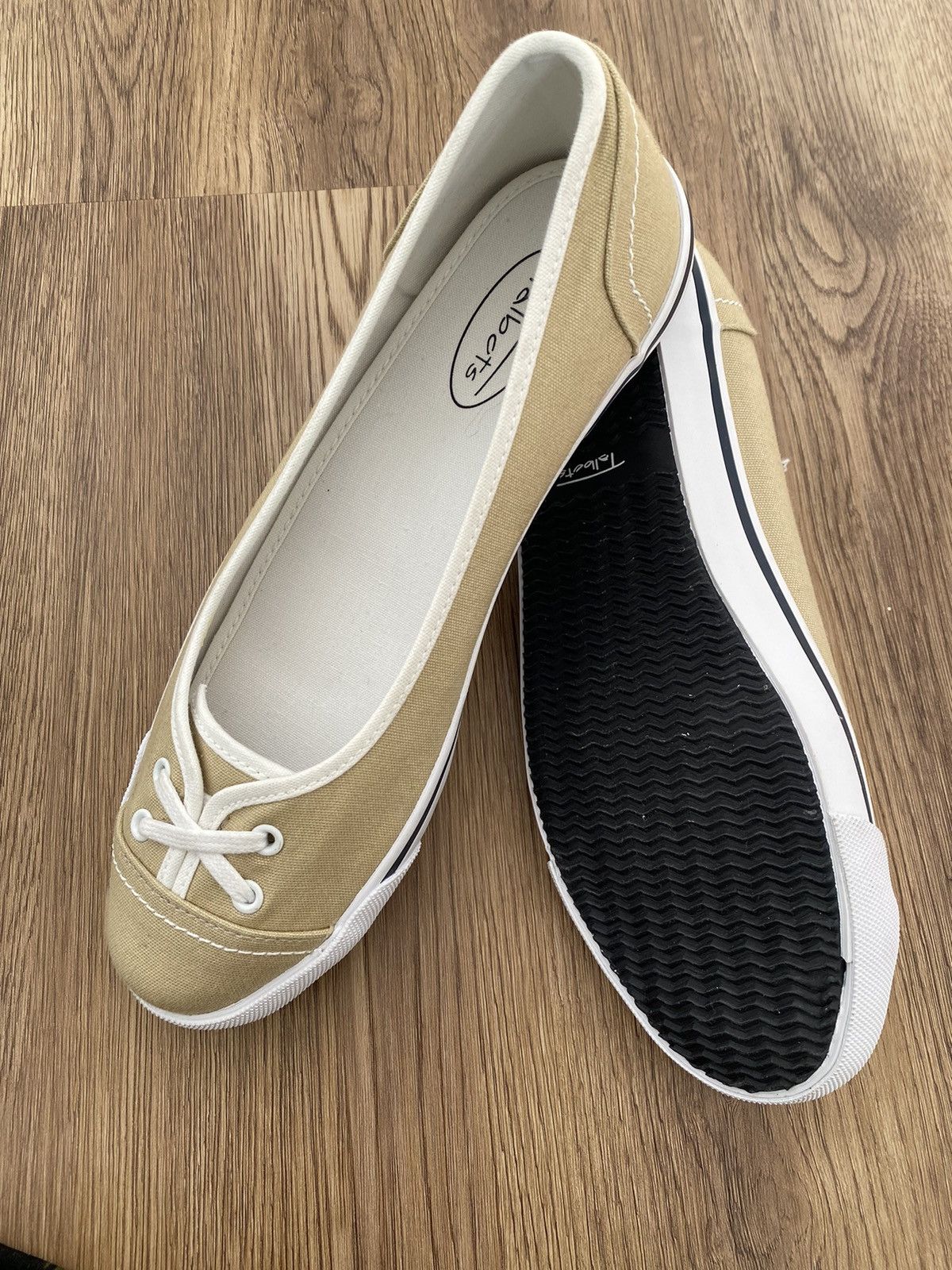 Talbots Talbots Shoes Womens 7M Casual Slip On Loafer Flats BeigeNew Size US 7 / IT 37 - 11 Thumbnail