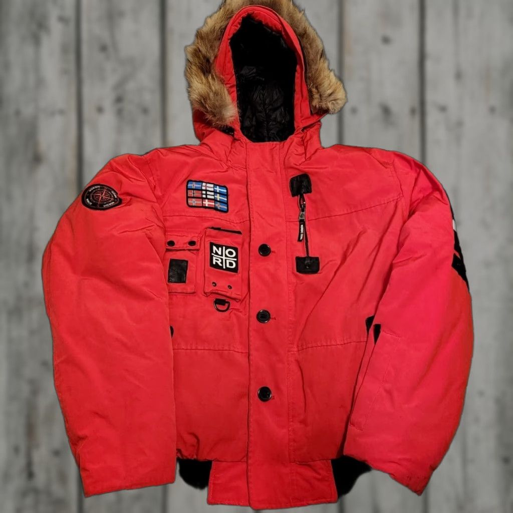 Vintage Nordic Fur Hooded Down Jacket Men 2XL Red Ski Waterproof Wind-Resistant Full Zip Pockets Reflective Removable Hood Lined Down Zip Jacket Size US XXL / EU 58 / 5 - 1 Thumbnail