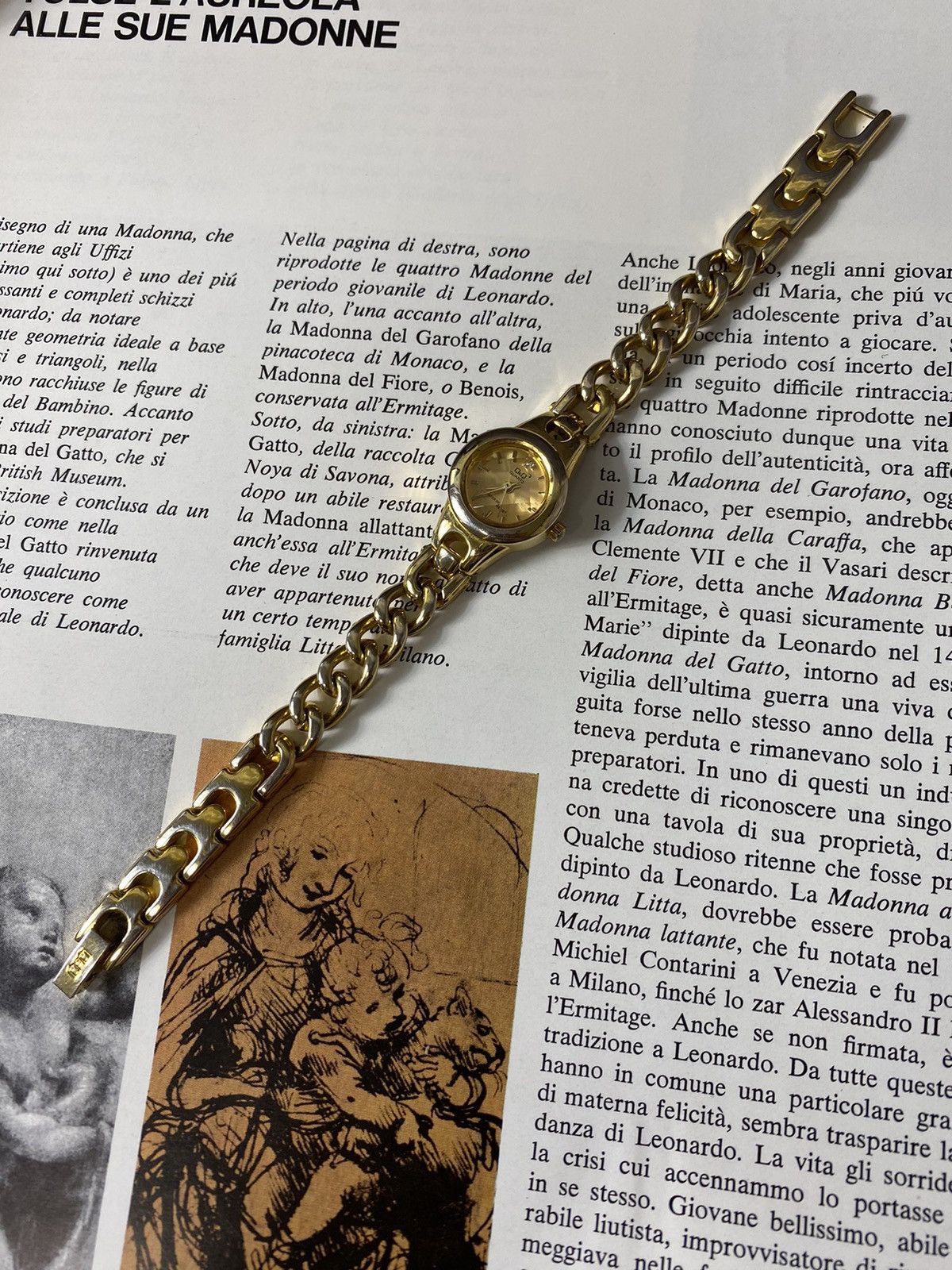Japanese Brand Q&Q Quartz Watch. Gold Tone, Chain Bracelet. Size ONE SIZE - 1 Thumbnail