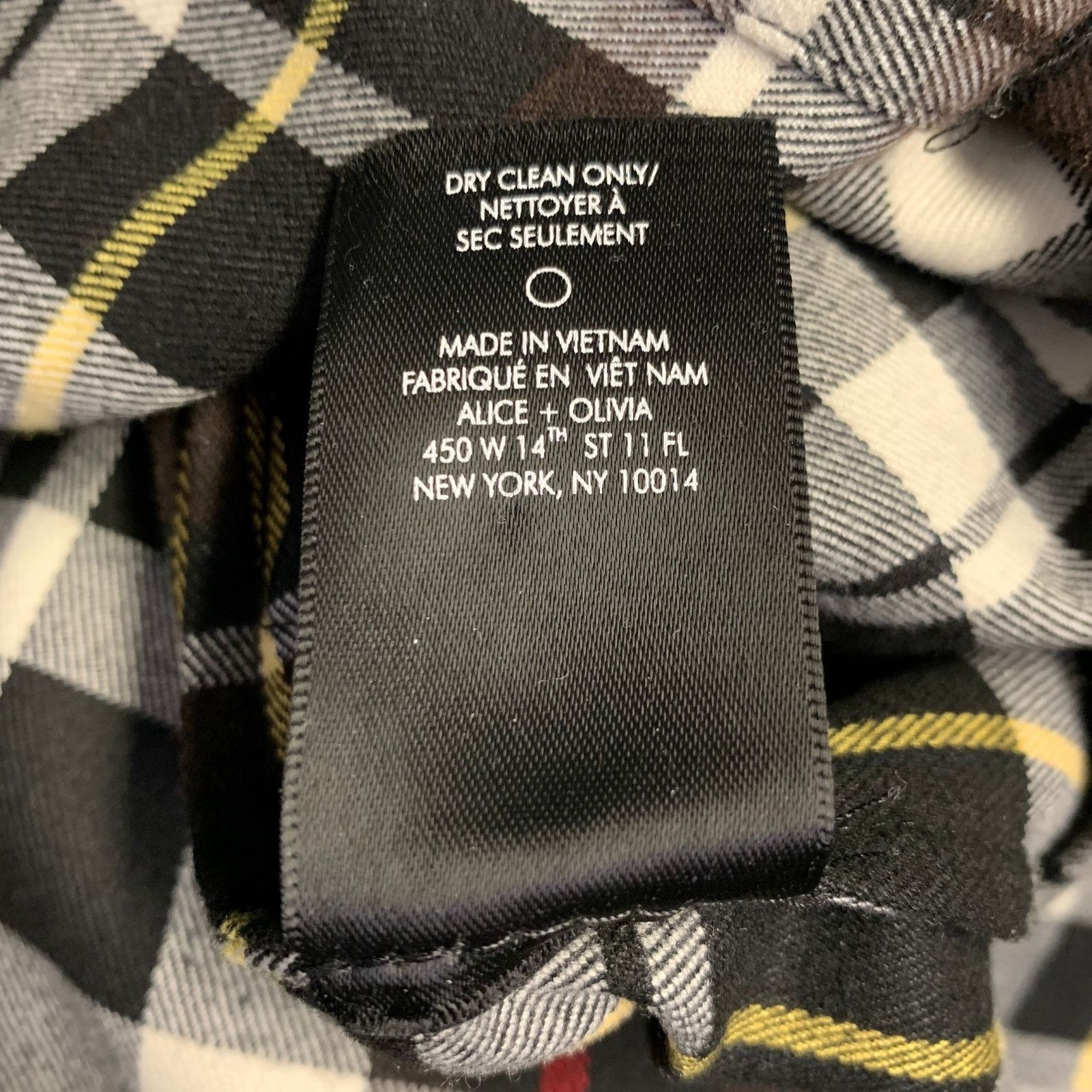 Alice + Olivia ALICE + OLIVIA Black Red Polyester Plaid Button Up Shirt Size L / US 10 / IT 46 - 8 Thumbnail