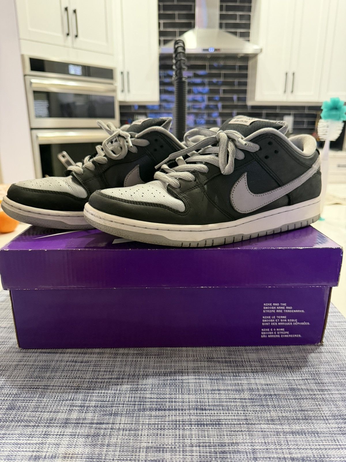Nike Nike SB dunk low Shadow sz 10M Size US 10 / EU 43 - 1 Thumbnail