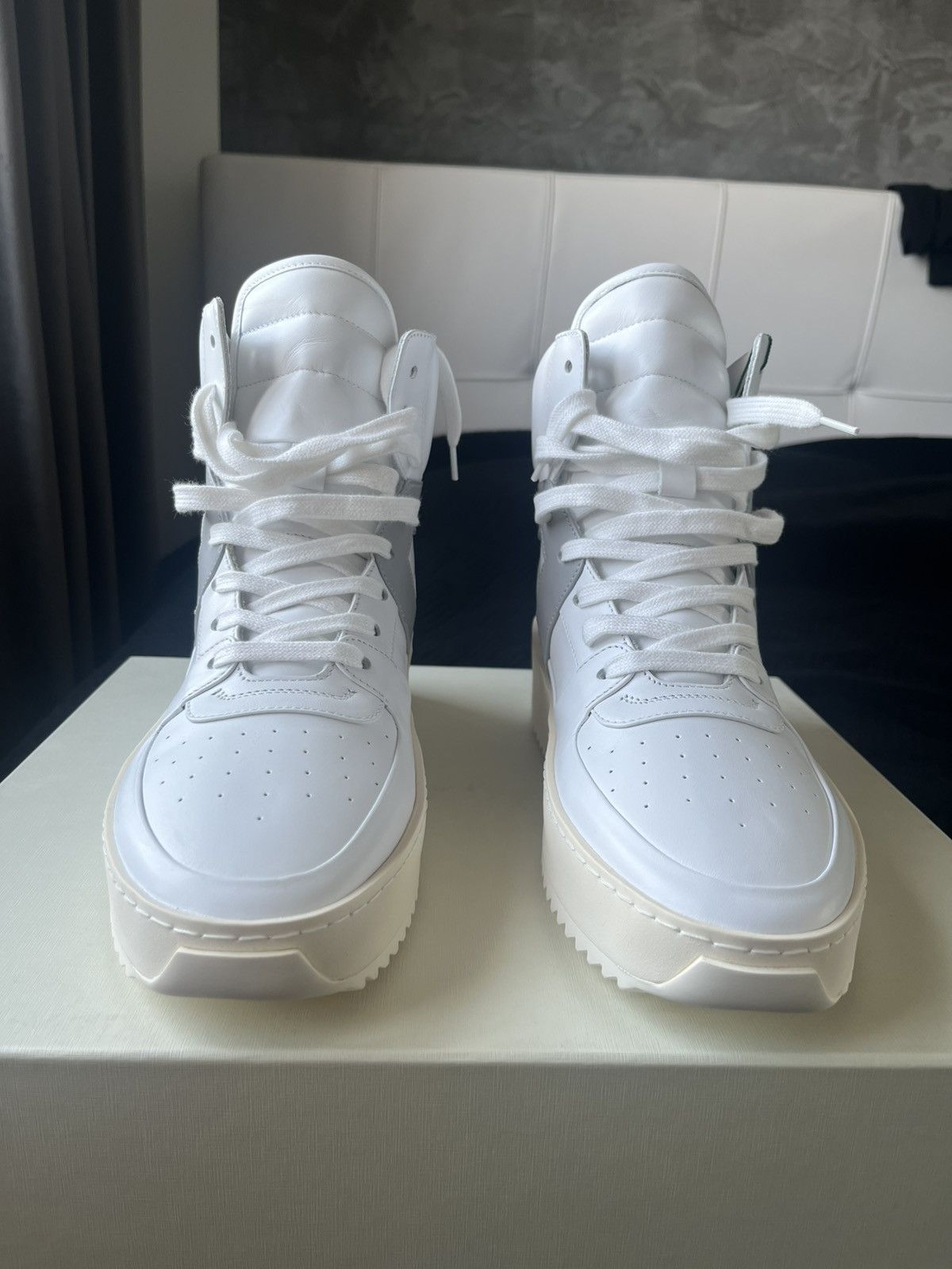Fear of God Fear of God basketball sneakers 2018 Size US 9.5 / EU 42-43 - 5 Thumbnail