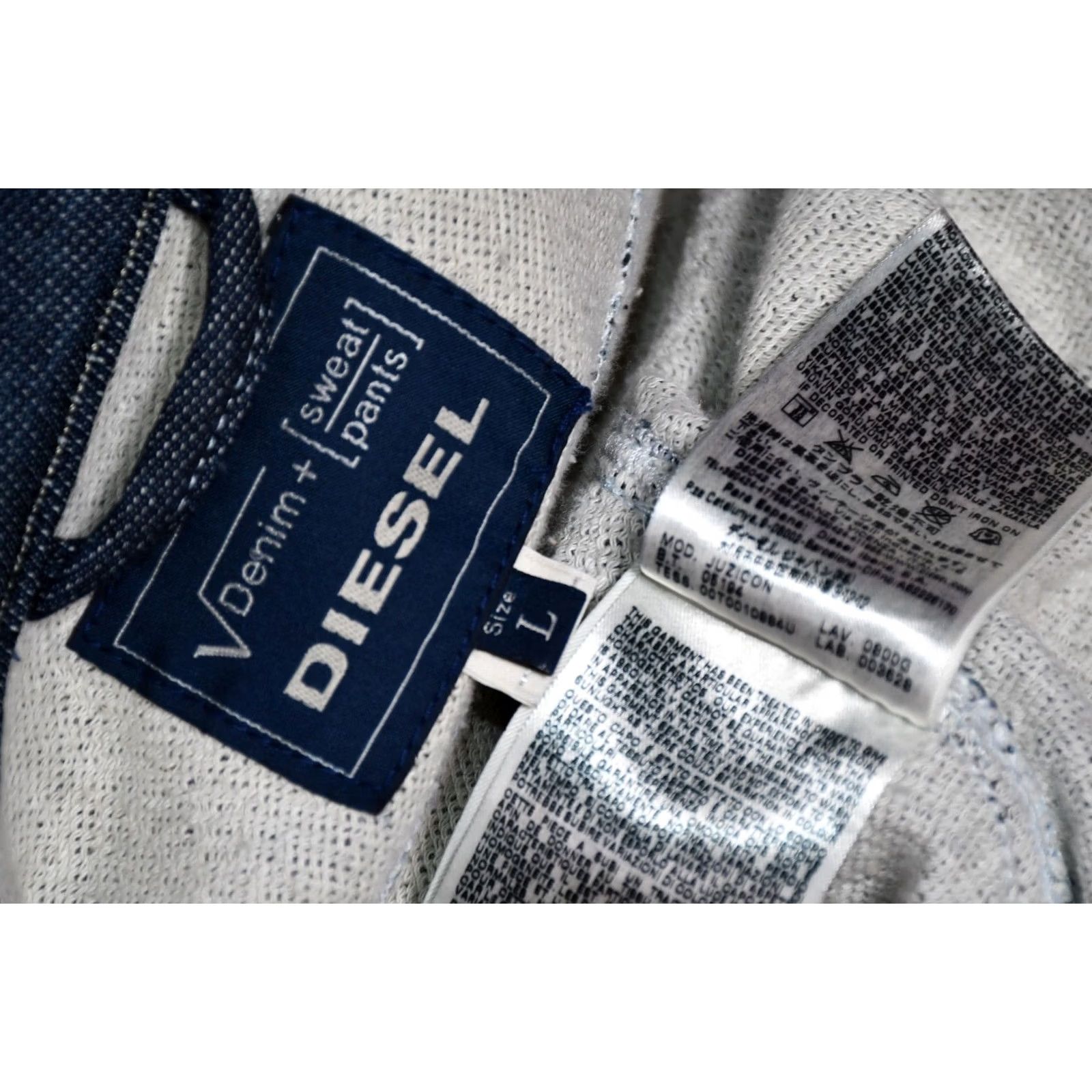 Diesel DIESEL Juzicon Denim Jacket L Blue Mens Jacket Distressed Biker Casual 100% Genuine 93% Cotton 6% Polyester 1% Elastane Regular Size Type: L Size US L / EU 52-54 / 3 - 7 Thumbnail