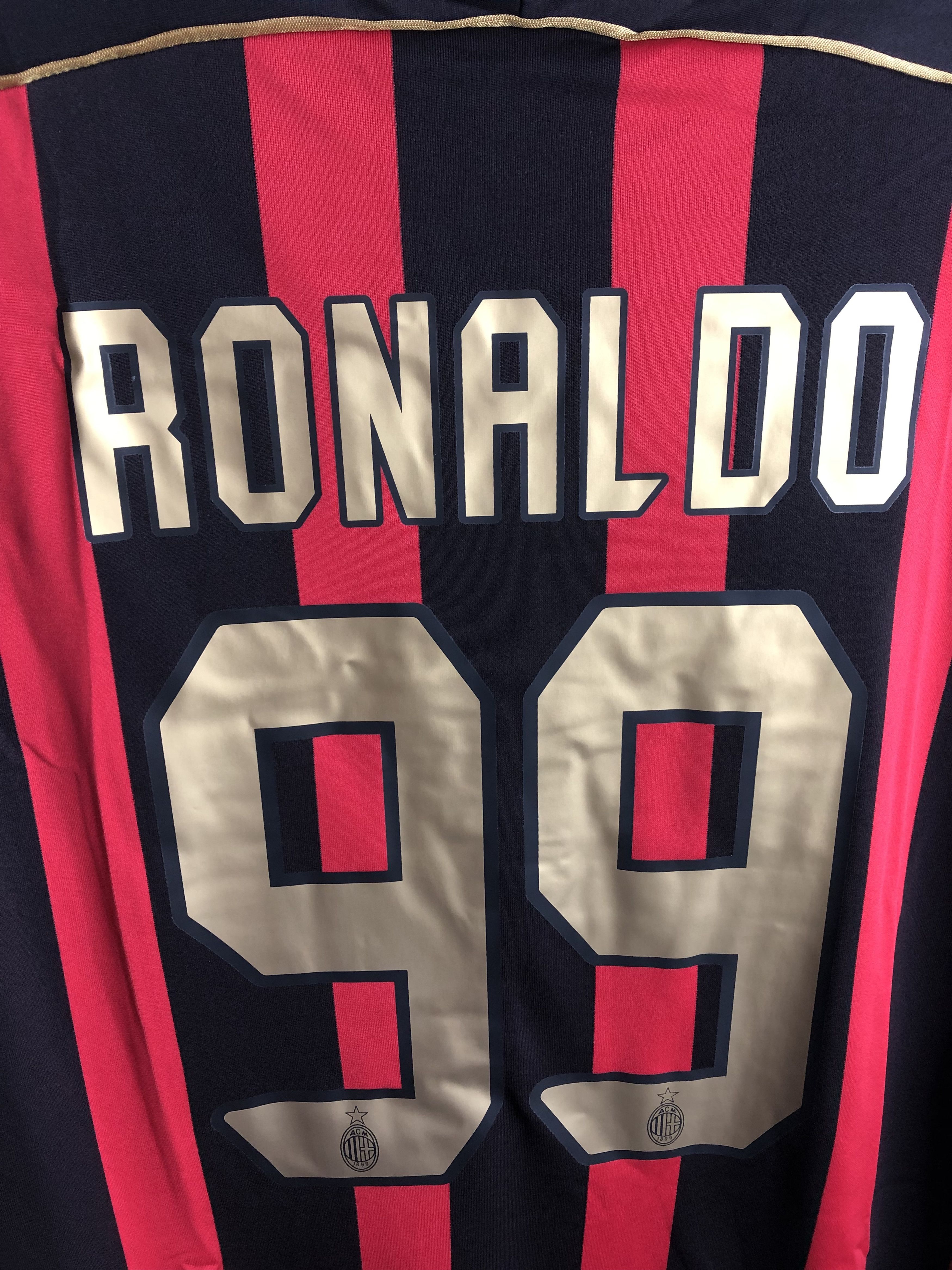 Vintage 06-07 Ronaldo AC Milan Home Soccer Jersey Size US L / EU 52-54 / 3 - 4 Thumbnail