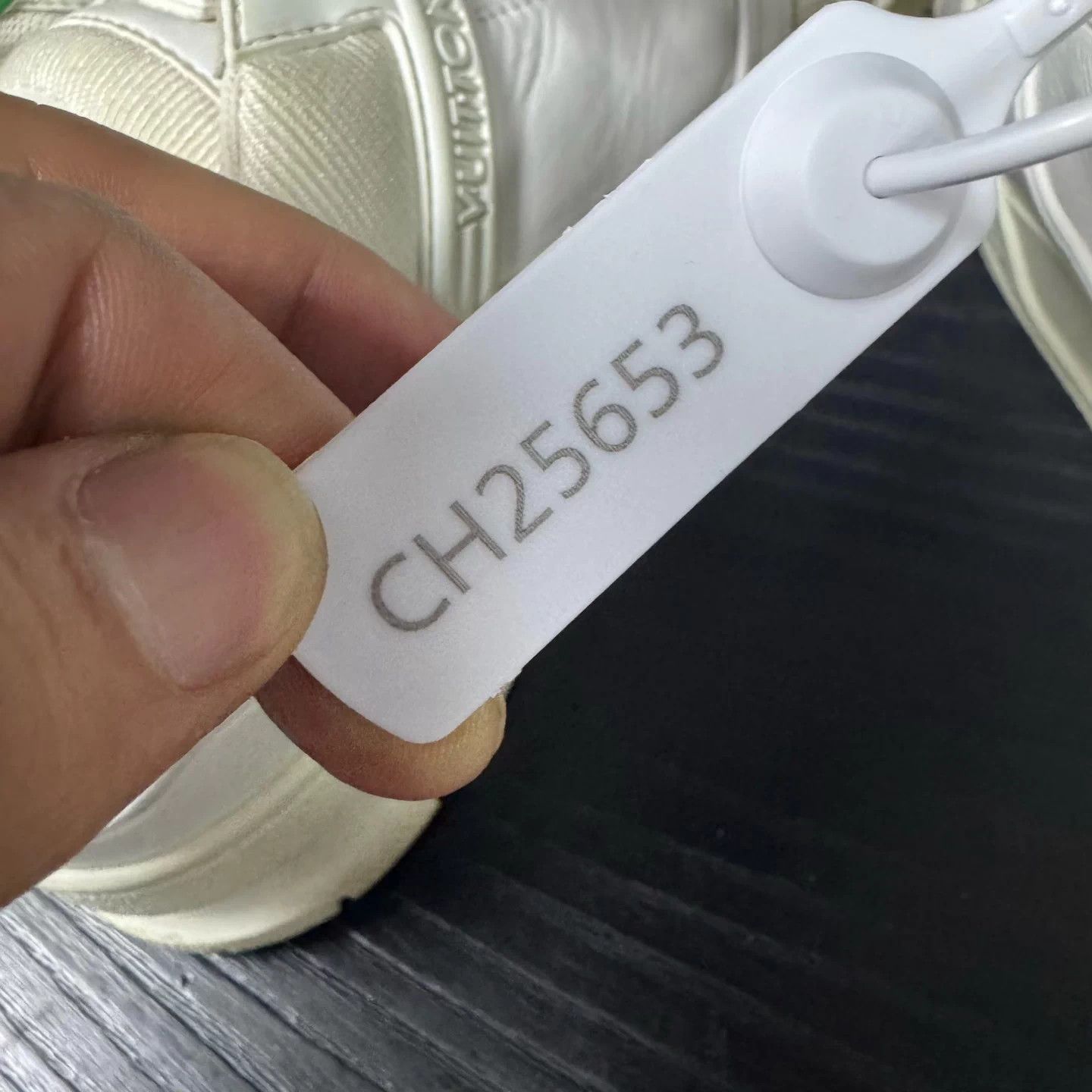 Louis Vuitton LV Trainer White 9/43 Size US 10 / EU 43 - 9 Thumbnail
