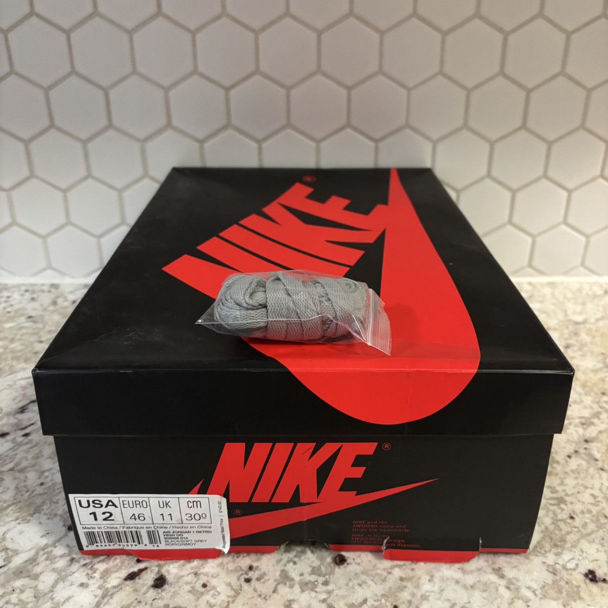 Jordan Brand Size 12- Jordan 1 high OG Shadow (2013) BRAND NEW Size US 12 / EU 45 - 12 Thumbnail