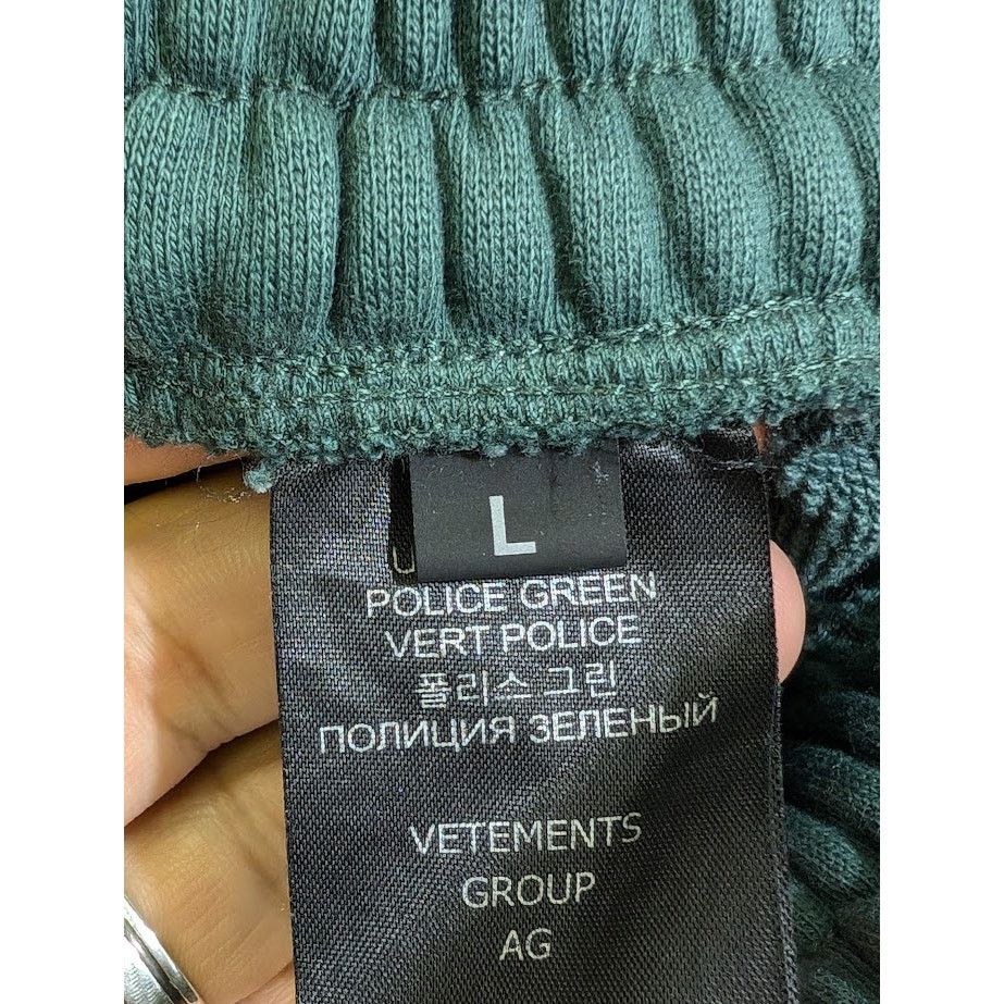 Vetements o1rshd1 Sweatpants & Joggers in Green Size US 34 / EU 50 - 16 Thumbnail