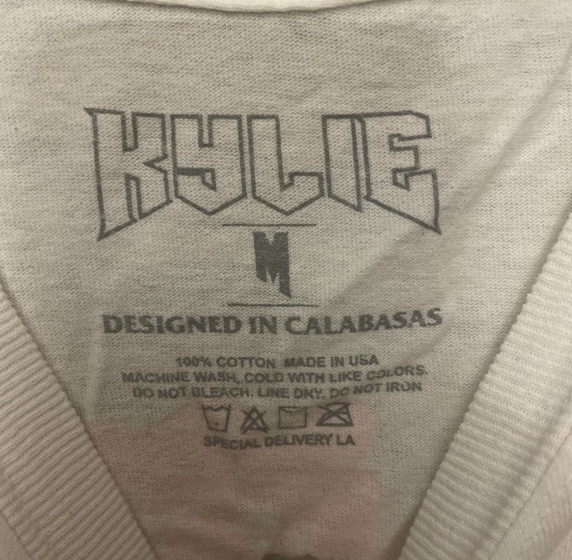 Kylie Jenner Kylie Cosmetics “I'm the Kendall you're the Kylie" T-shirt Size M / US 6-8 / IT 42-44 - 3 Thumbnail
