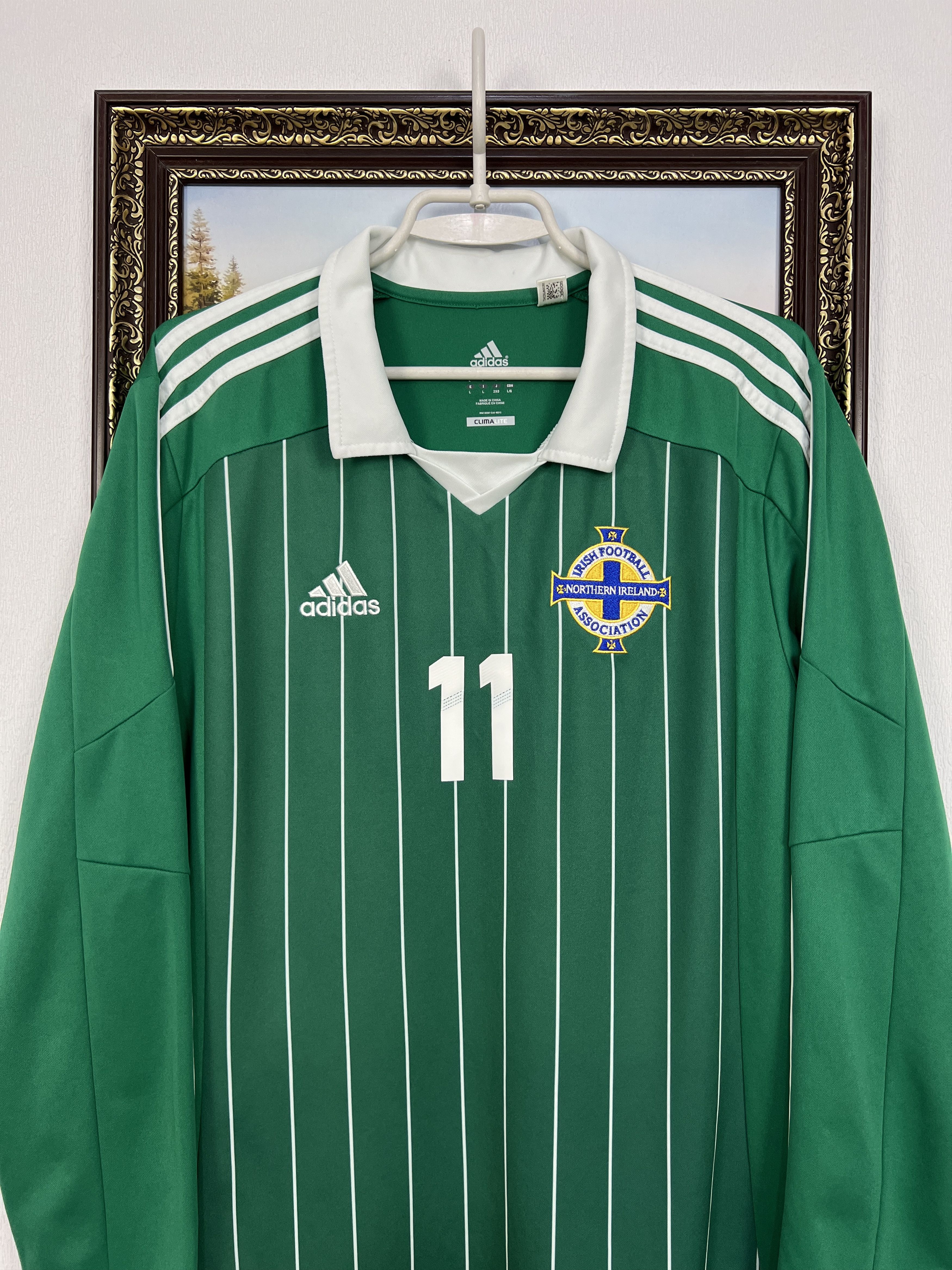 Adidas Northern Ireland football shirt Soccer Long Sleeve McClean Size US L / EU 52-54 / 3 - 2 Thumbnail