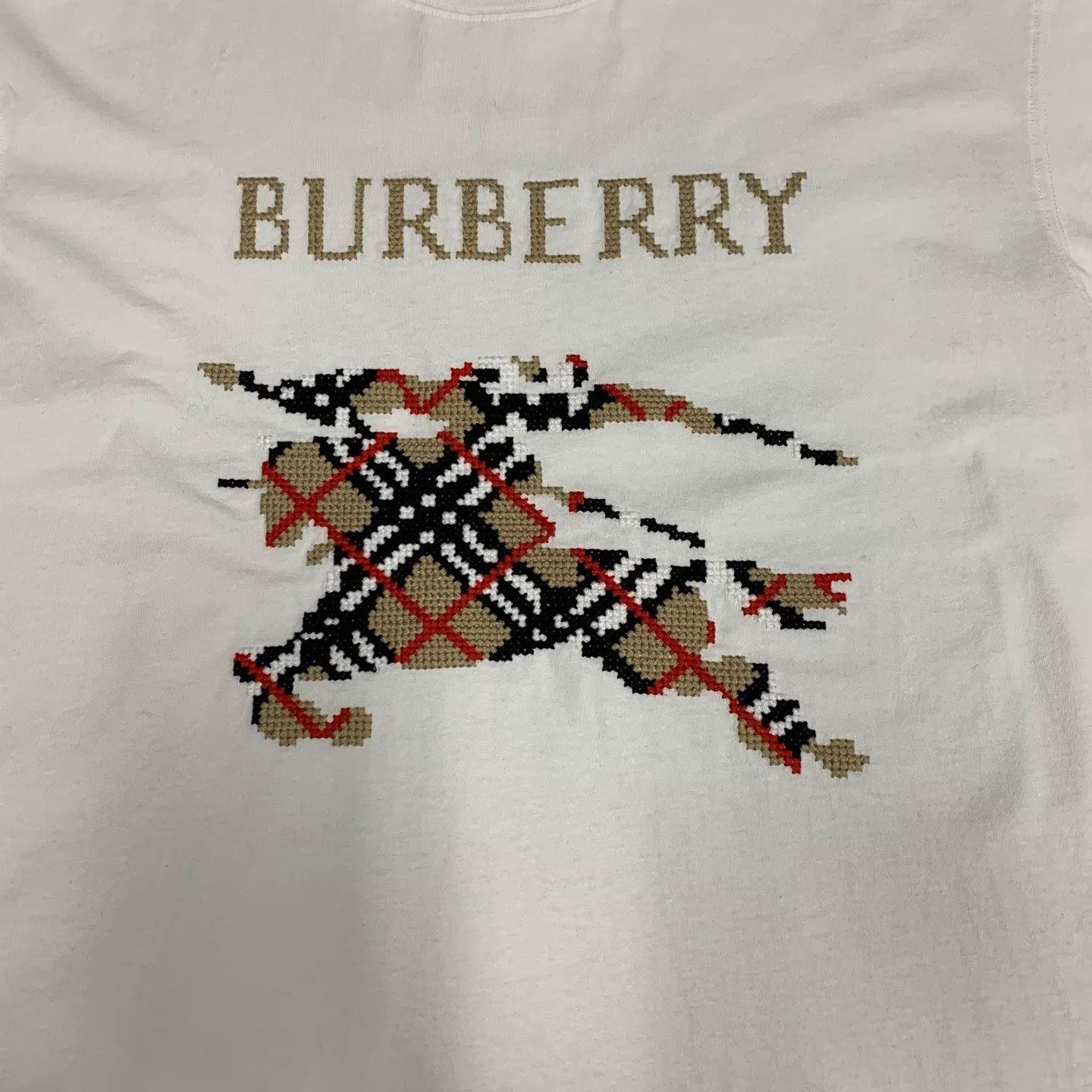 Burberry Burberry White Horseferry Embroidered SS XL 95 New Size US XL / EU 56 / 4 - 8 Thumbnail