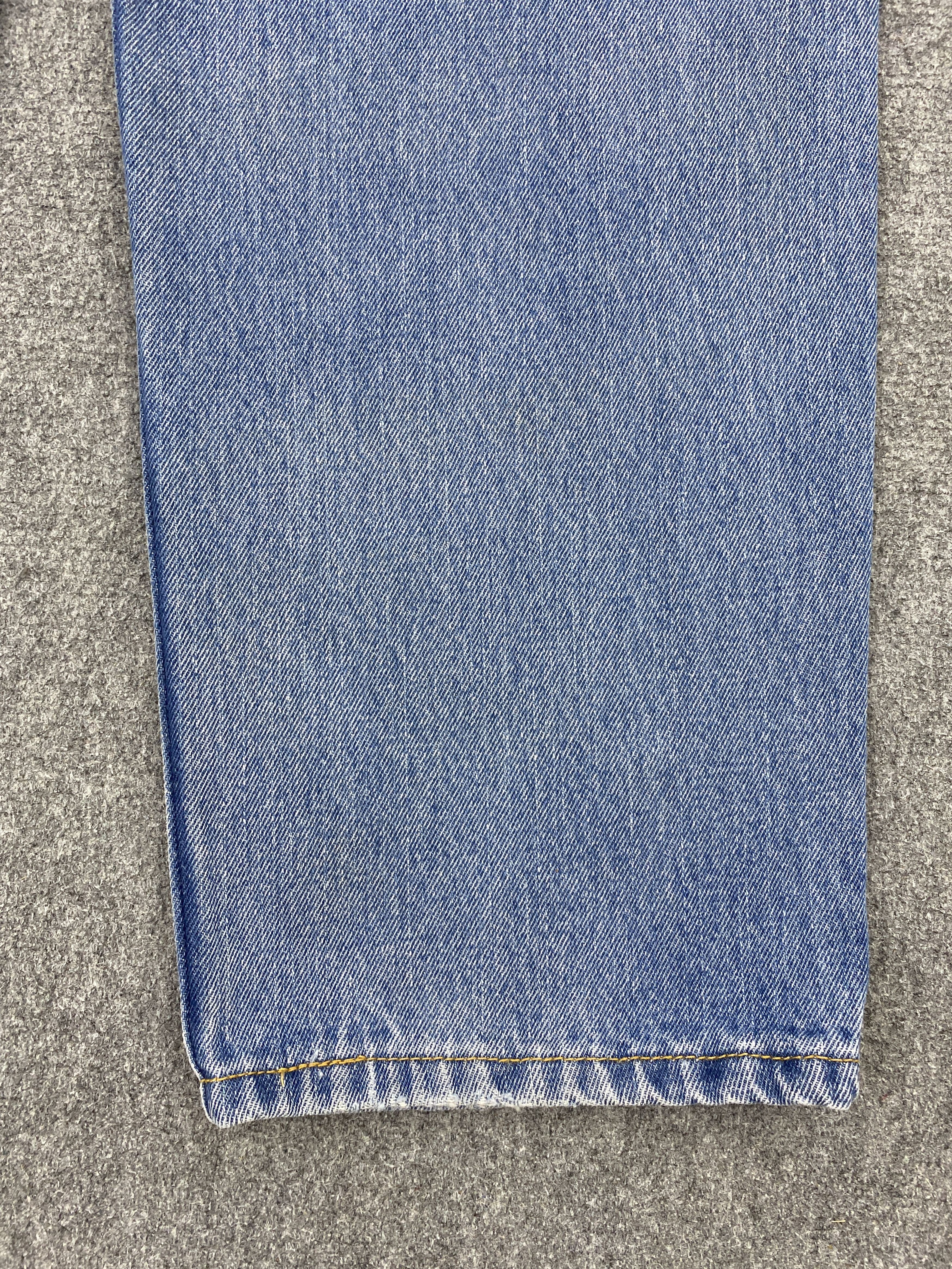 Levi's × Vintage Faded Blue Vintage Levis 550 Jeans Size US 33 - 13 Thumbnail
