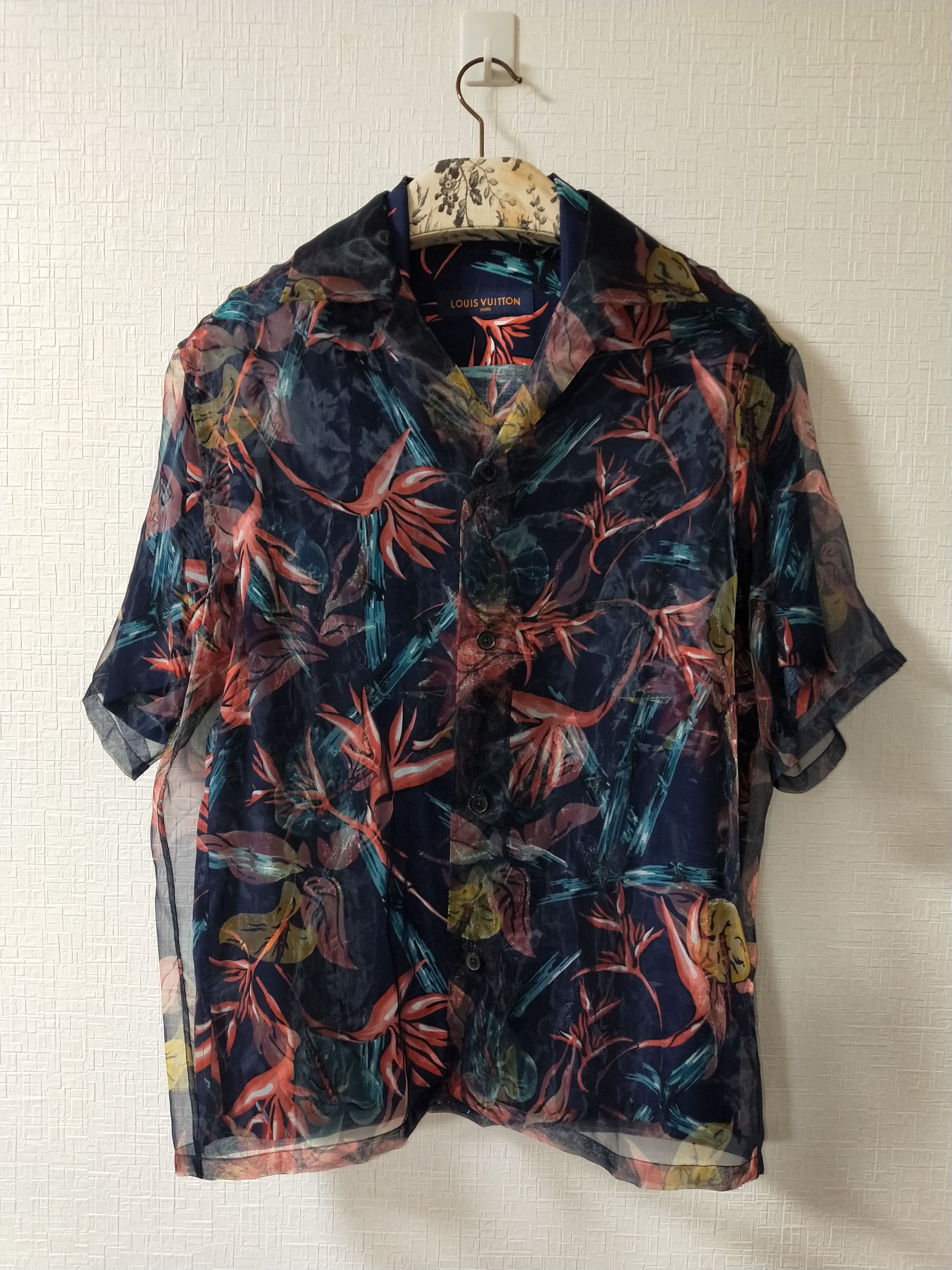 Louis Vuitton Double Layer Hawaiian Floral Shirt Size US S / EU 44-46 / 1 - 1 Thumbnail