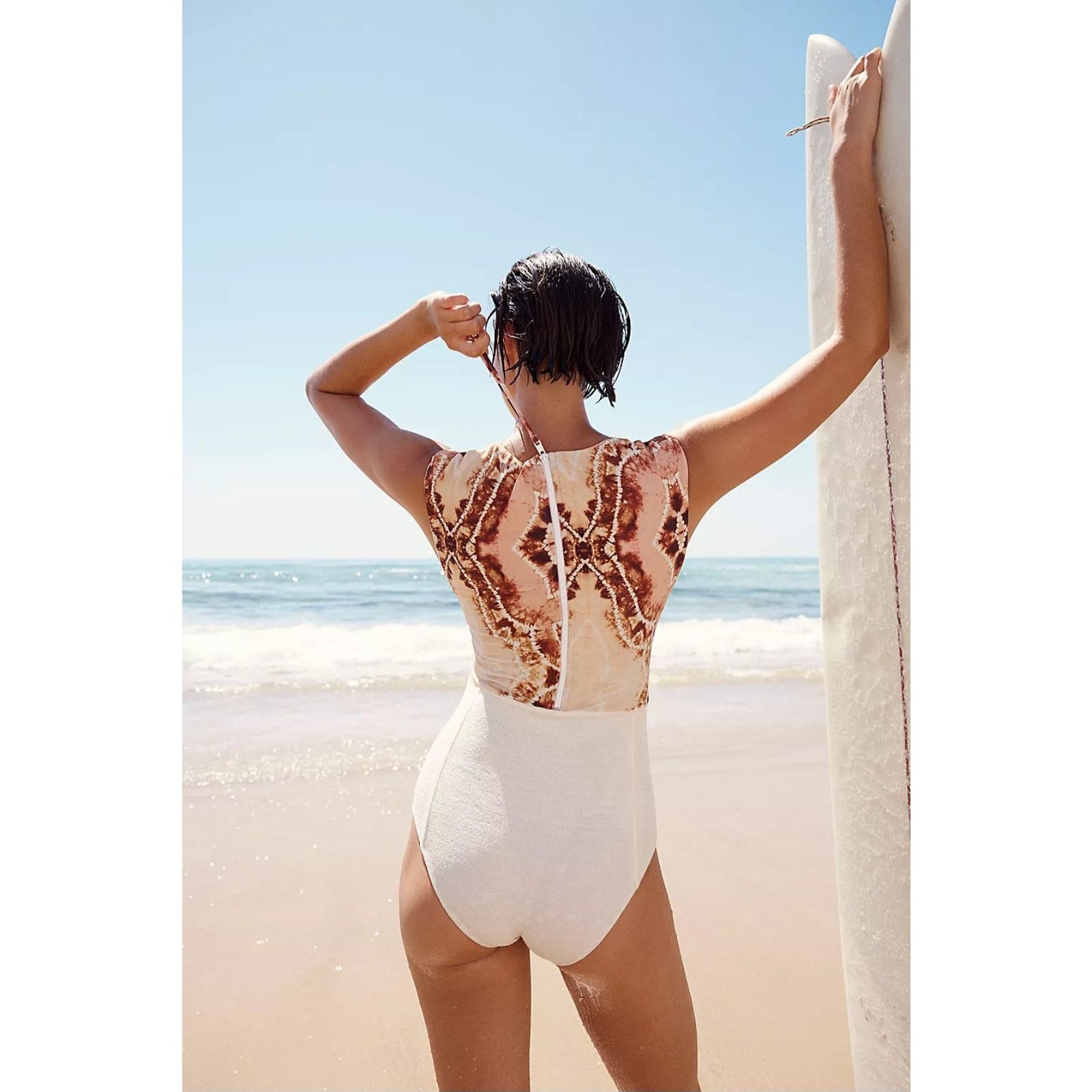 Free People New FREE PEOPLE Resin Obsidian Paisley Surf Suit $185 LARGE Size L / US 10 / IT 46 - 3 Thumbnail