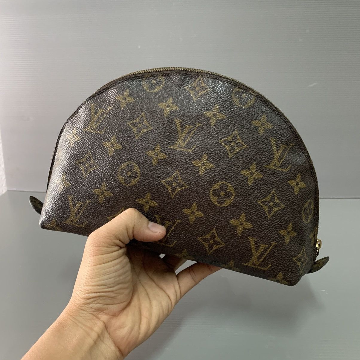 Louis Vuitton Louis Vuitton Makeup Clutch Bag Size ONE SIZE - 9 Thumbnail