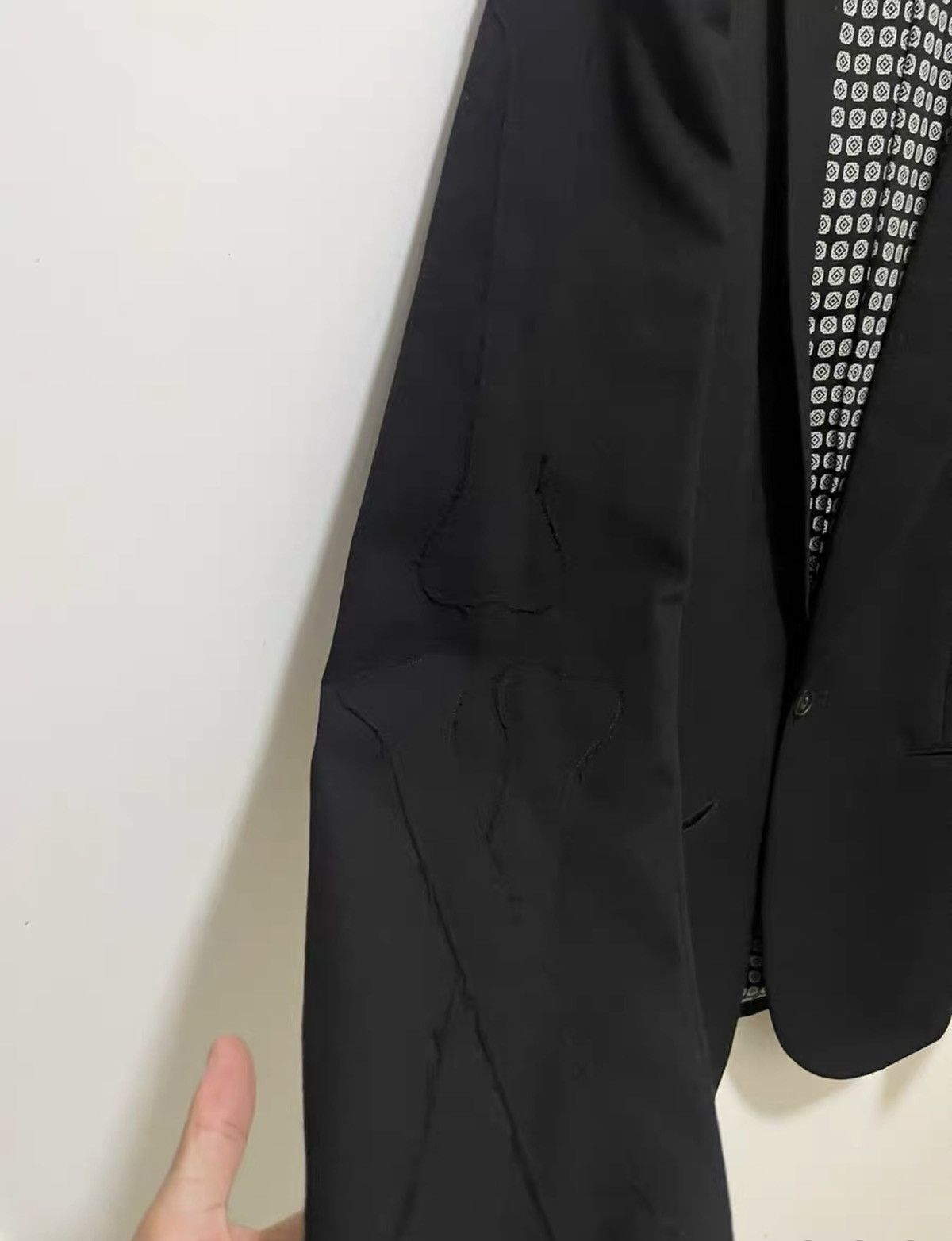 Number (N)ine Number (N)ine Spring2004 Bone-Embroidered Suit Jacket Size US M / EU 48-50 / 2 - 3 Thumbnail