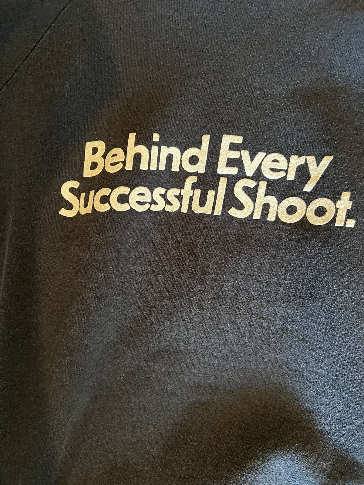 Fruit Of The Loom × Vintage vintage crewneck “behind every shoot” two side graphics Size US XL / EU 56 / 4 - 7 Thumbnail