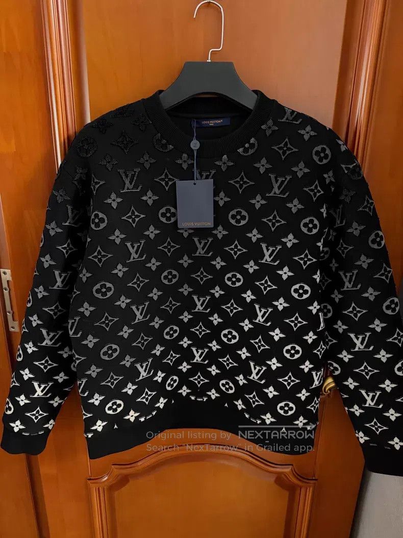 Louis Vuitton Louis Vuitton Black and white gradient logo sweatshirt Size US M / EU 48-50 / 2 - 1 Thumbnail