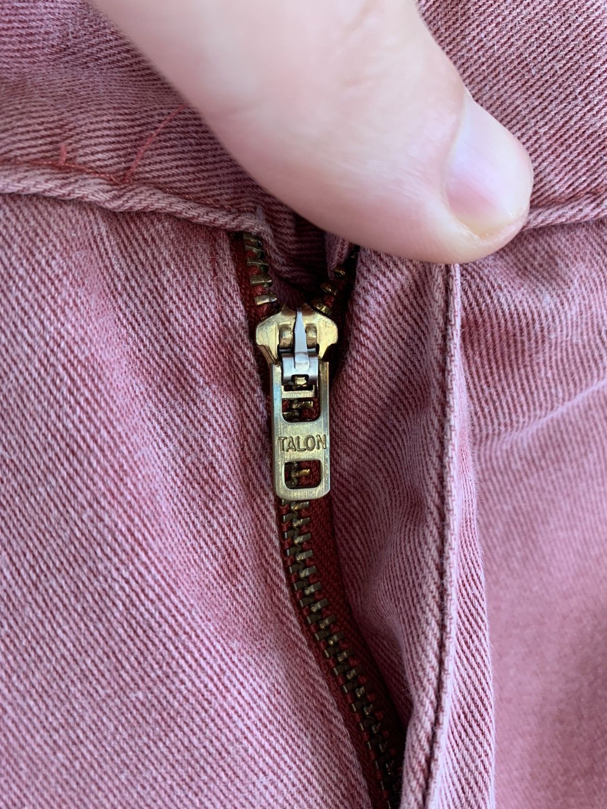 Japanese Brand Vintage Orvis Fashed Red Talon Zipper Chino Shorts Size US 34 / EU 50 - 5 Thumbnail