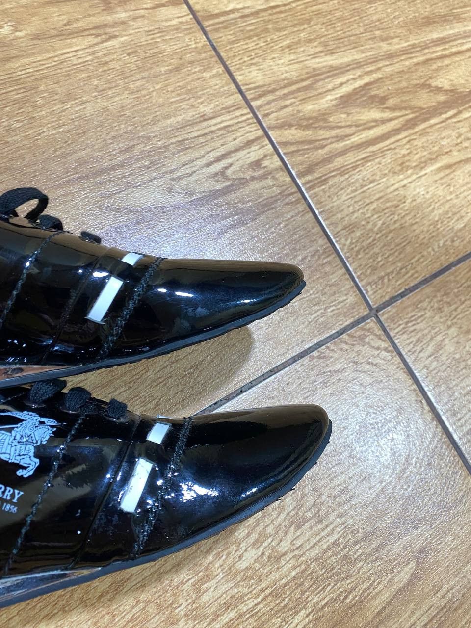 Burberry Vintage Burberry leather low sneakers Size US 8 / IT 38 - 12 Thumbnail