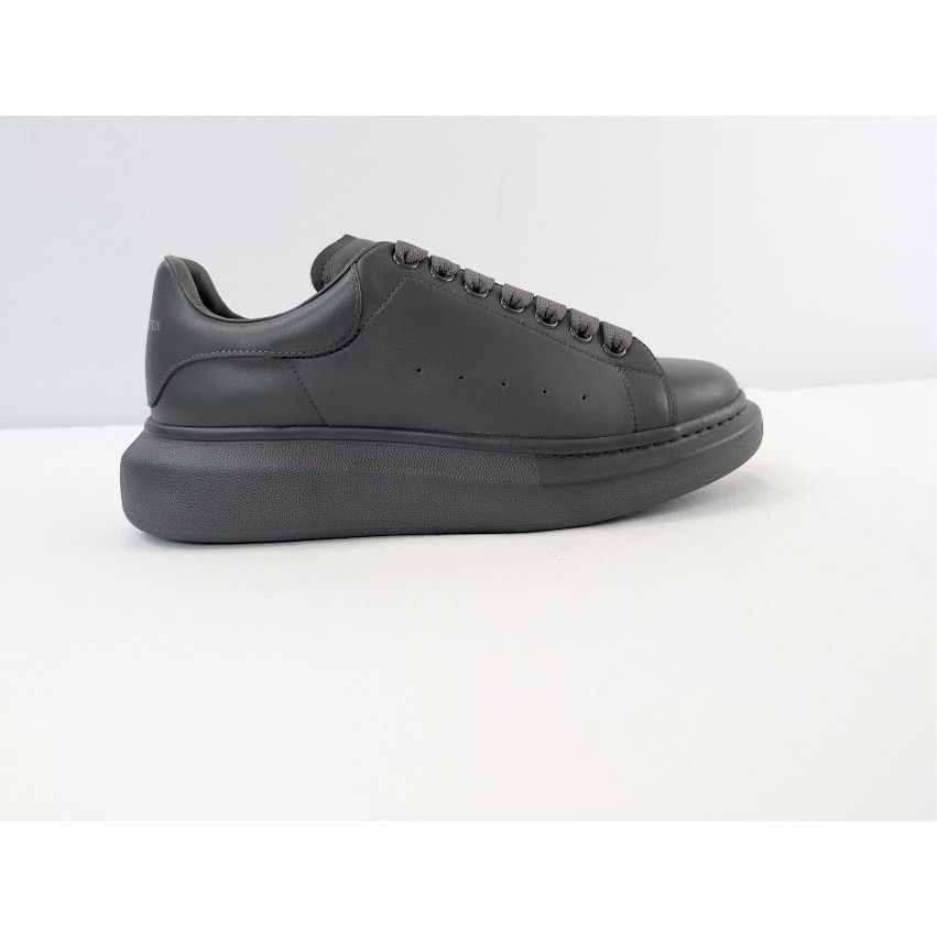 Alexander McQueen o1rshd1 Leather Oversized Sneaker in Lead Pencil Size US 10 / EU 43 - 4 Thumbnail