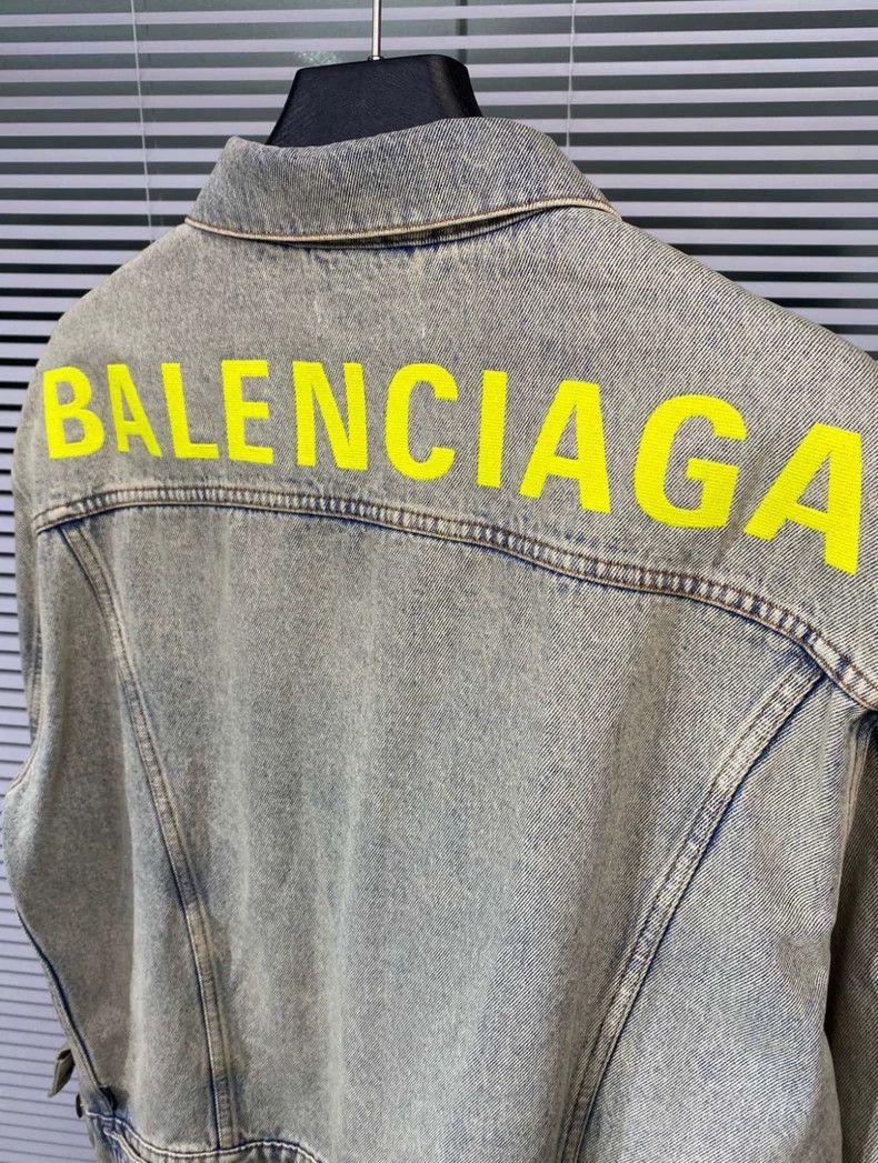 Balenciaga Balenciaga size 38 Denim jacket + coat Size US XS / EU 42 / 0 - 8 Thumbnail