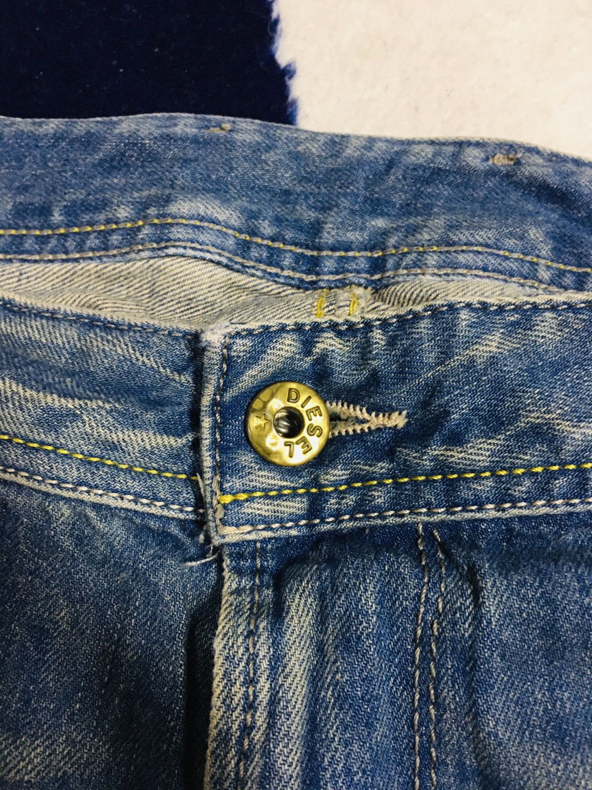 Diesel Diesel Distressed Jeans (16) Size US 37 - 14 Thumbnail